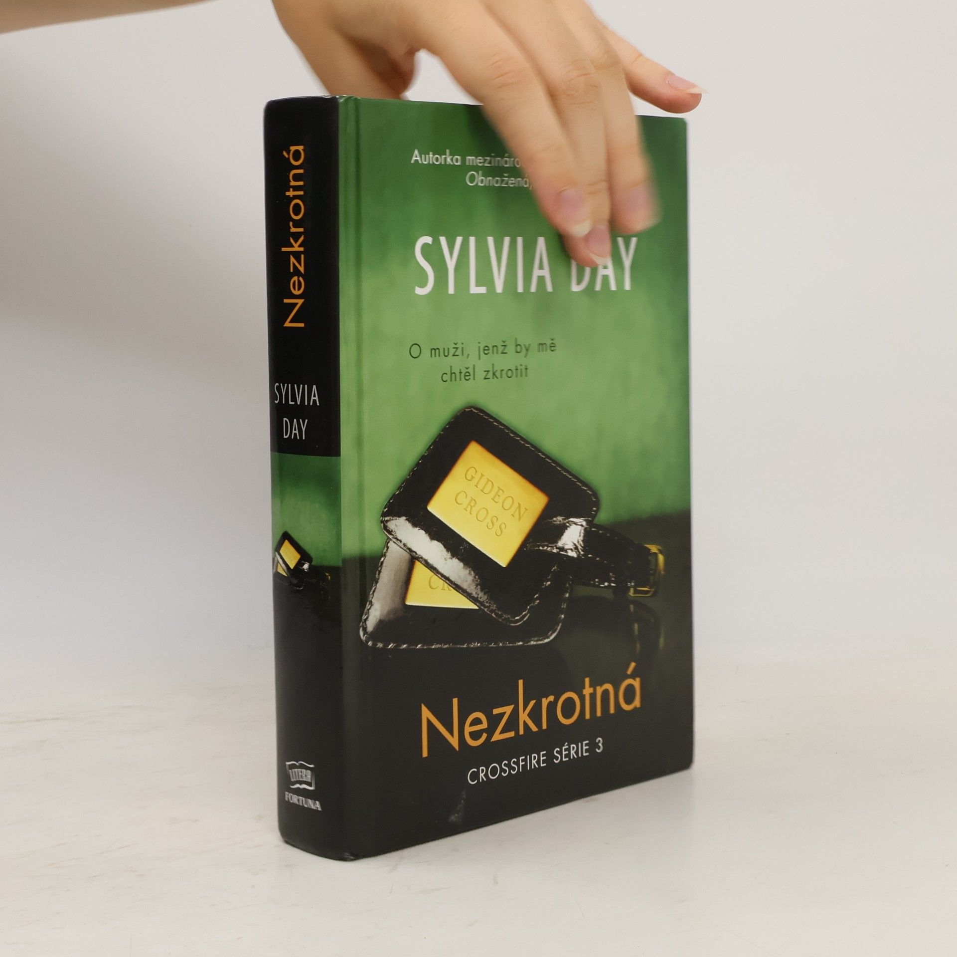 Sylvia Day Nezkrotná