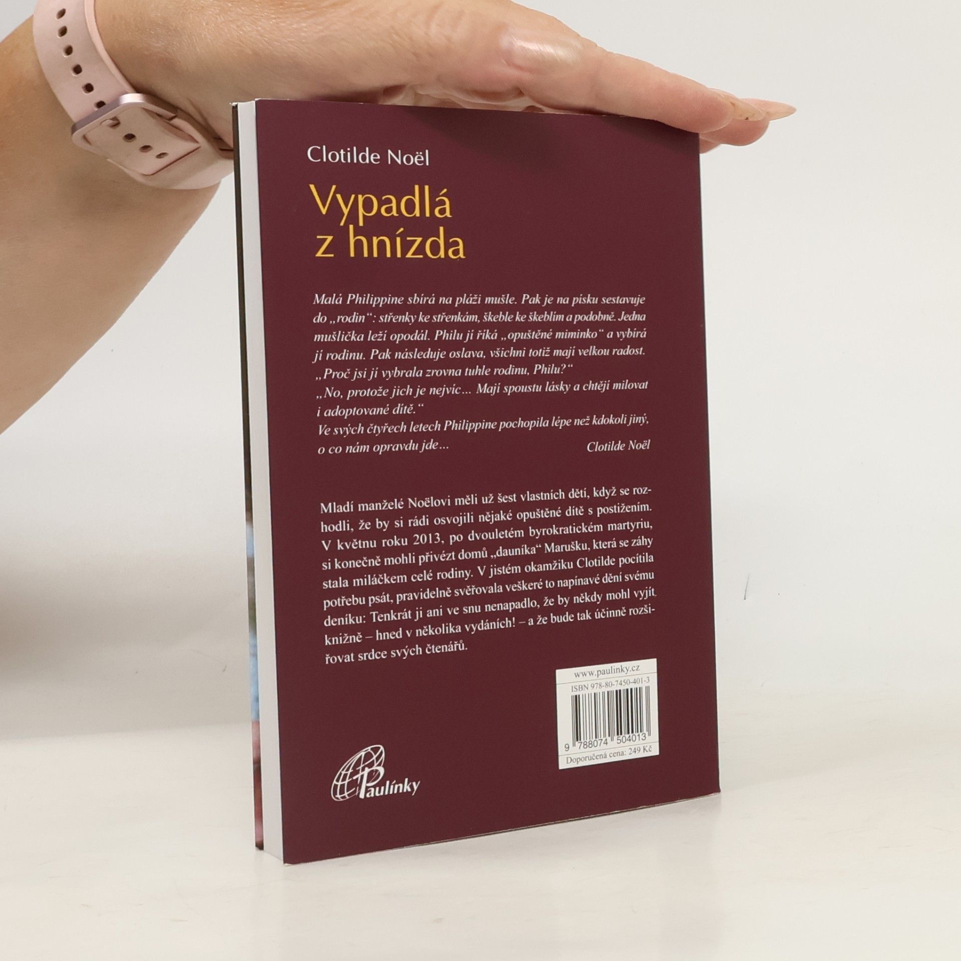 Clotilde Noël Vypadlá z hnízda