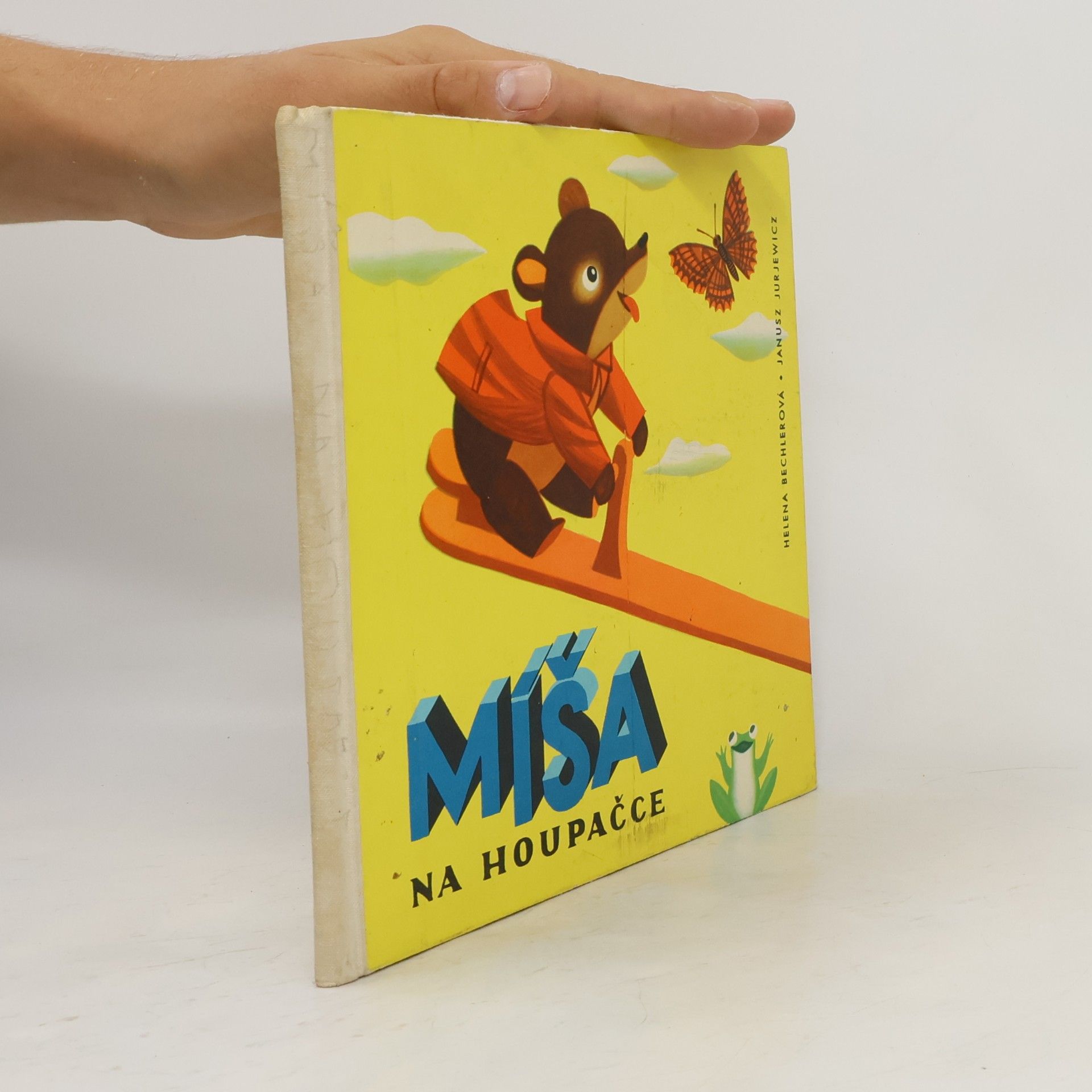 Míša na houpačce