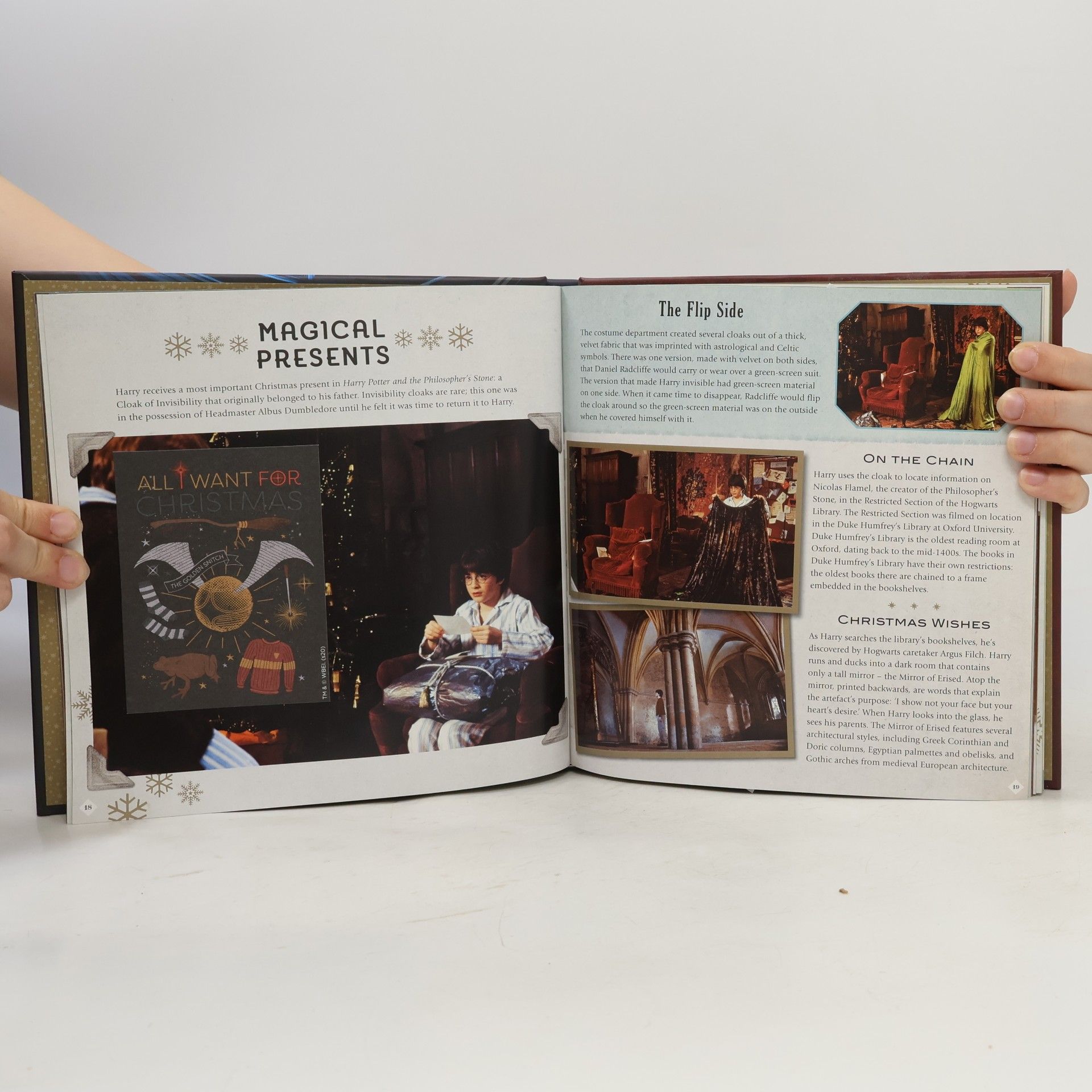 Bloomsbury UK Harry Potter - Christmas at Hogwarts: A Movie Scrapbook