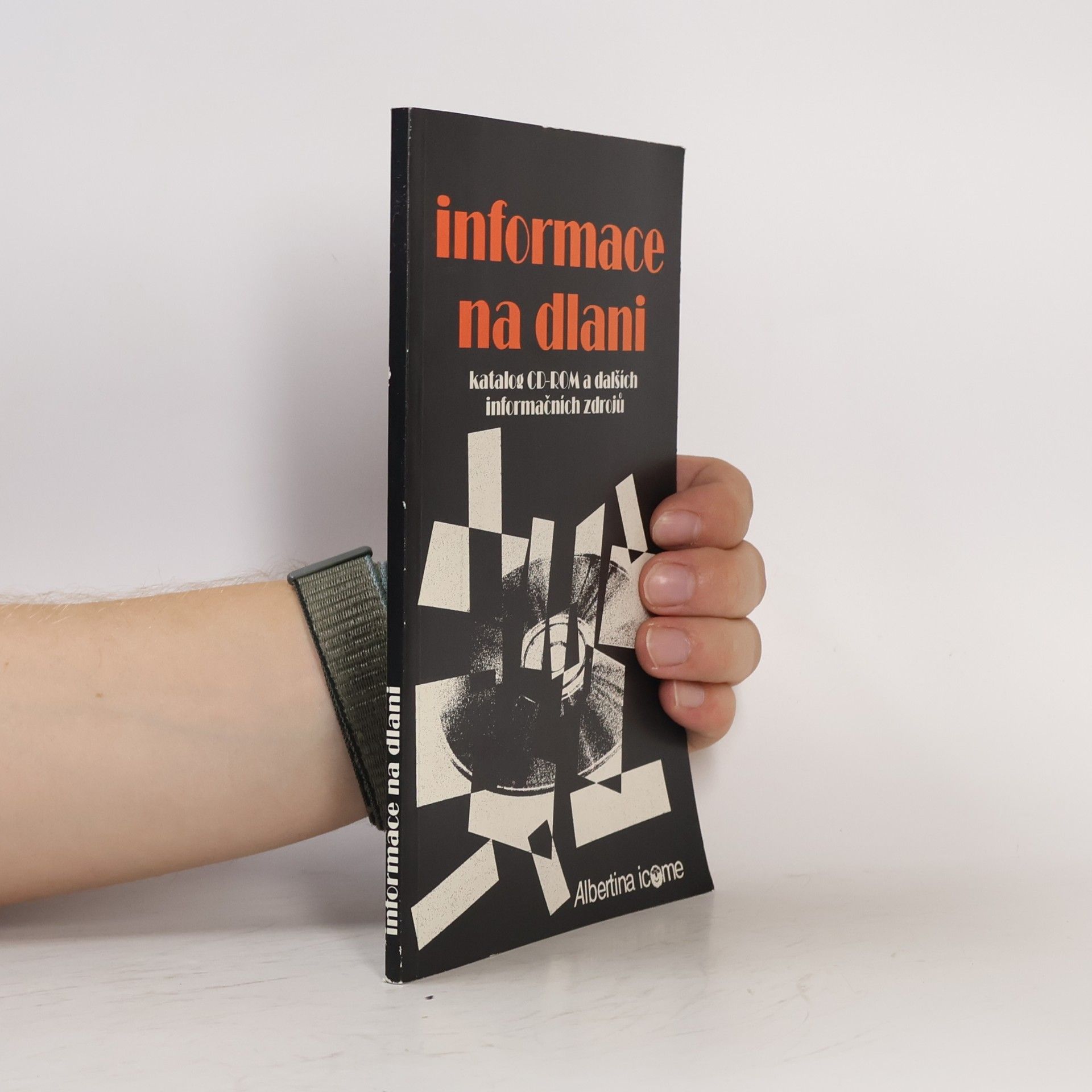 Informace na dlani