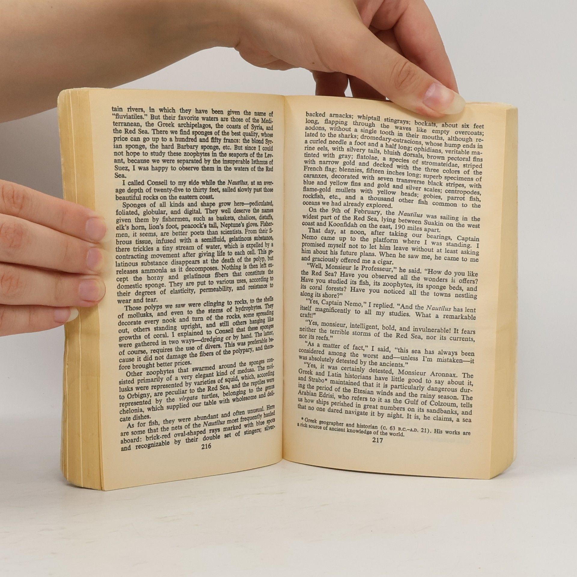 Jules Verne Twenty Thousand Leagues Under the Sea