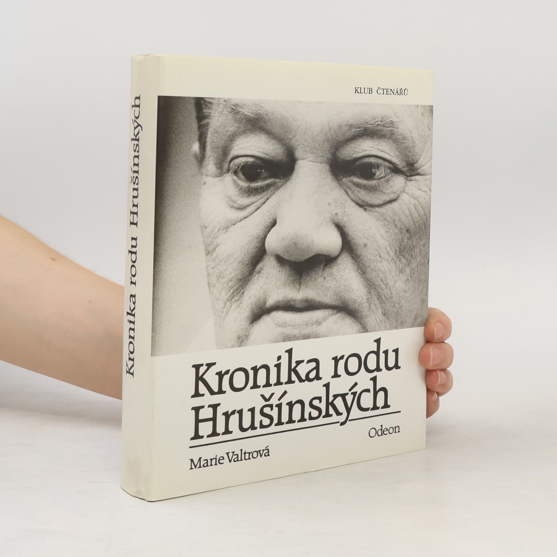 Marie Valtrová Kronika rodu Hrušínských