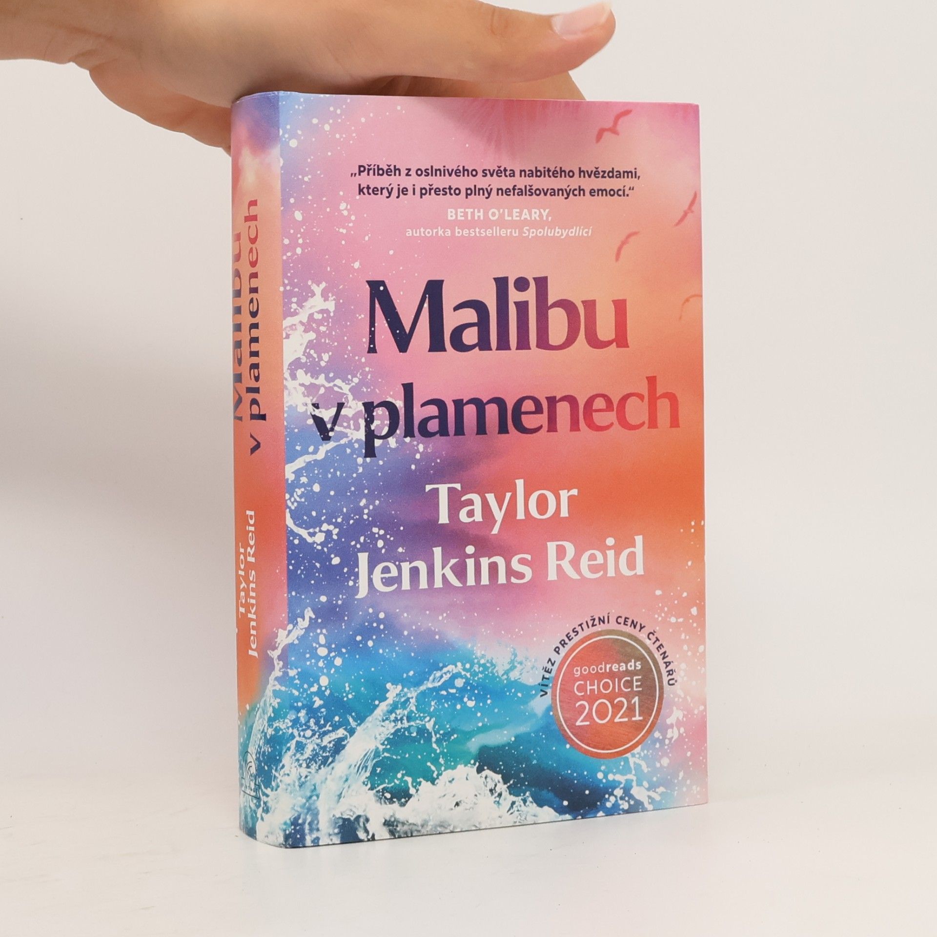 Taylor Jenkins Reid Malibu v plamenech