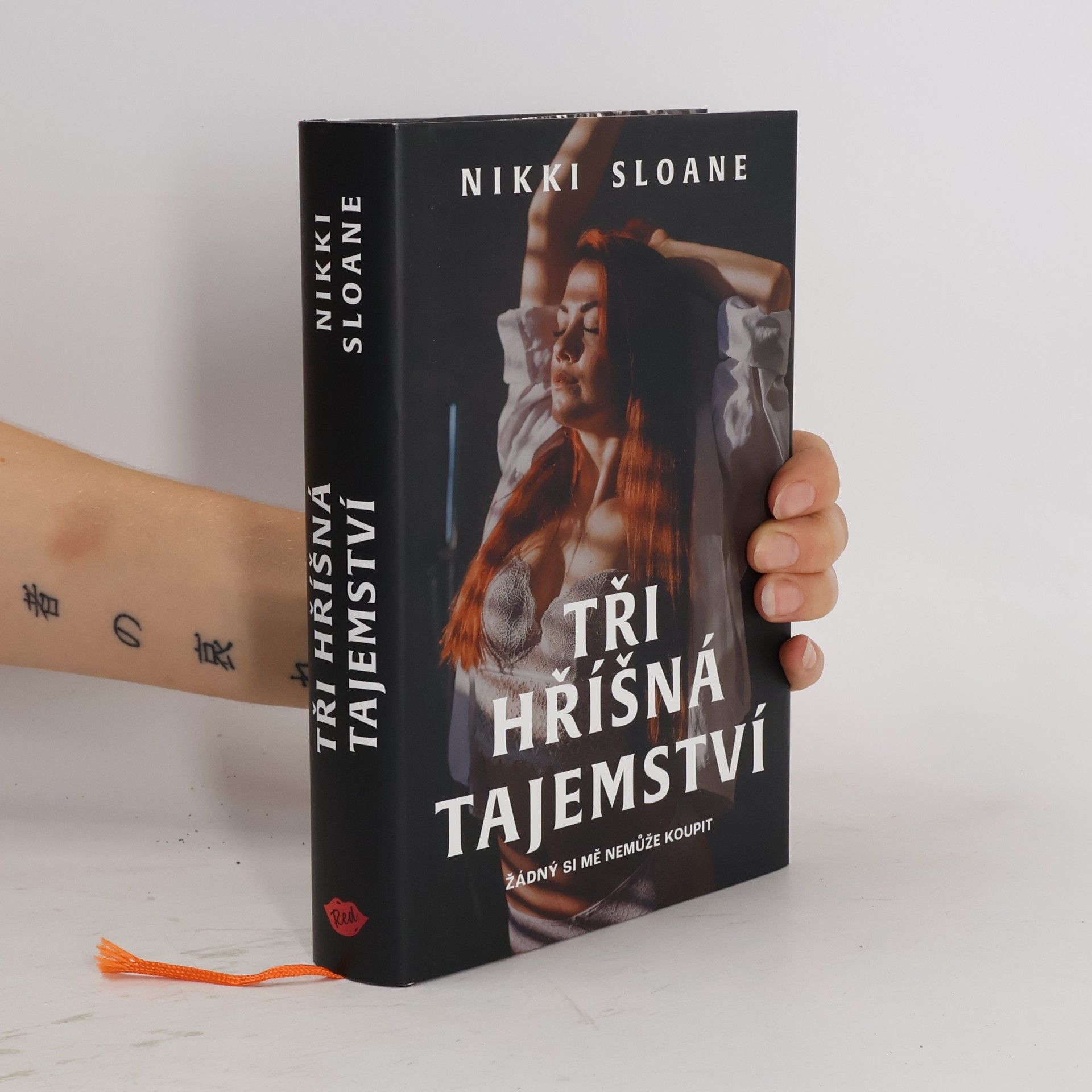 Nikki Sloane Tři hříšná tajemství