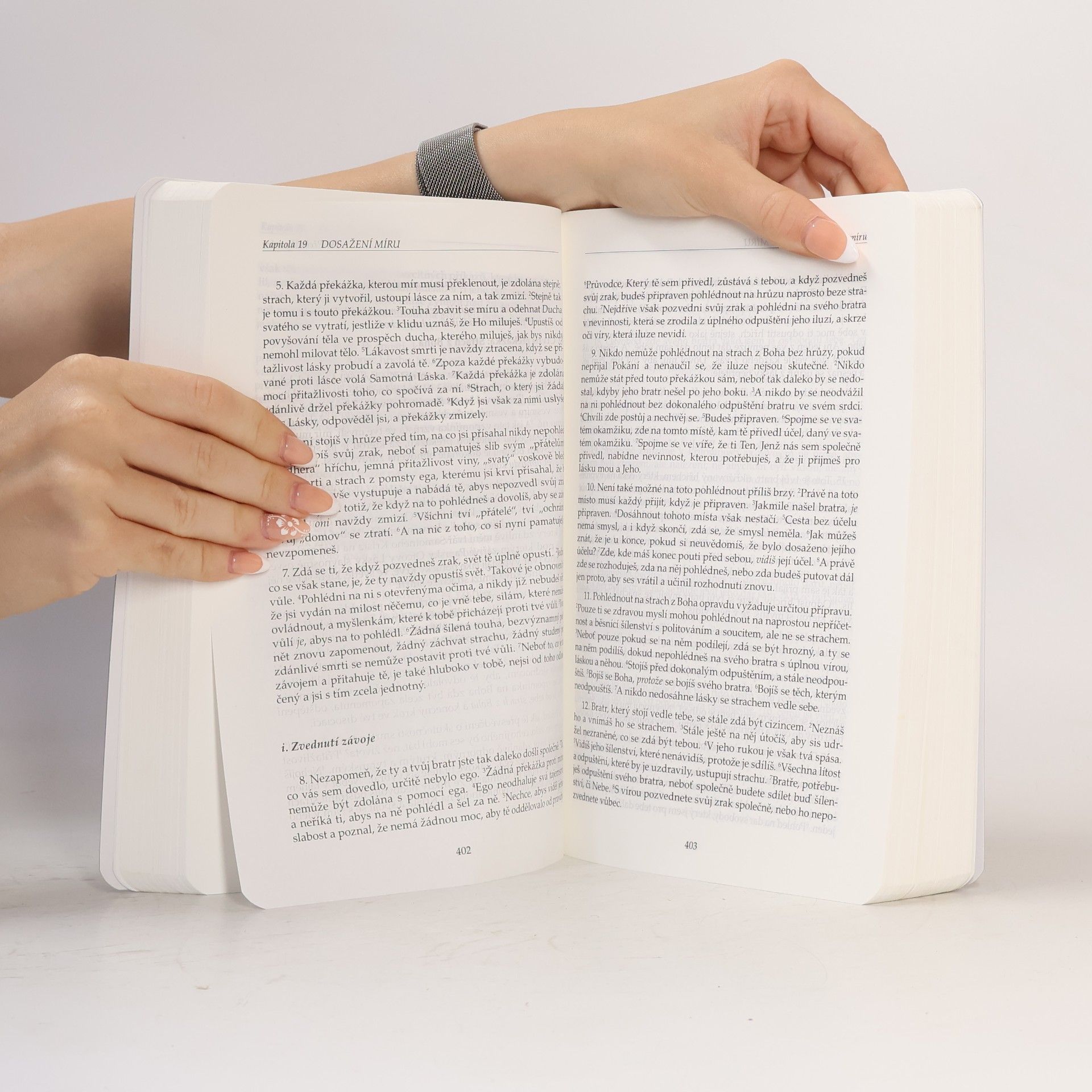 Prema Nesbit Kurz zázraků : úplné vydání