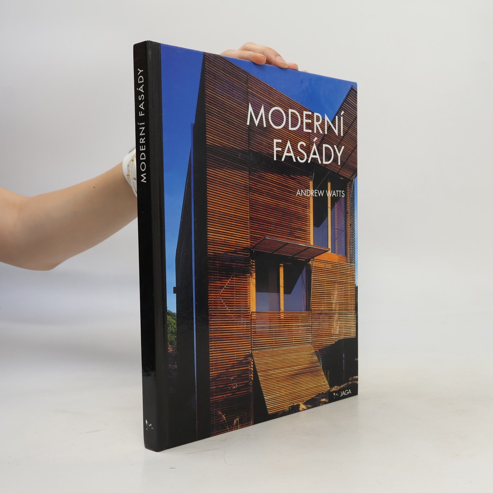 Andrew Watts Moderní fasády