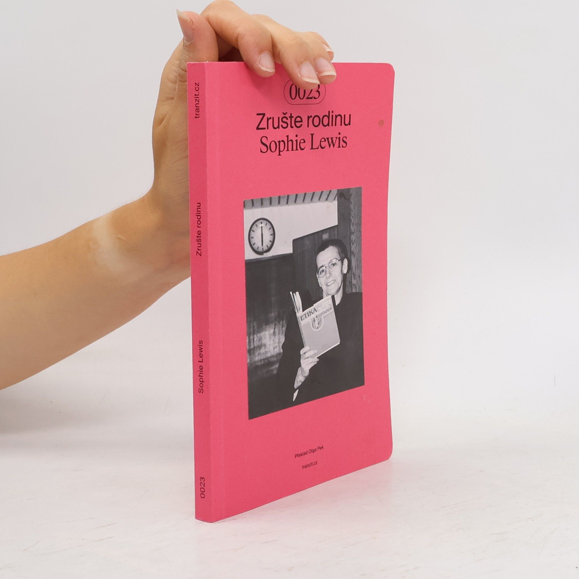 Sophie Lewis Zrušte rodinu