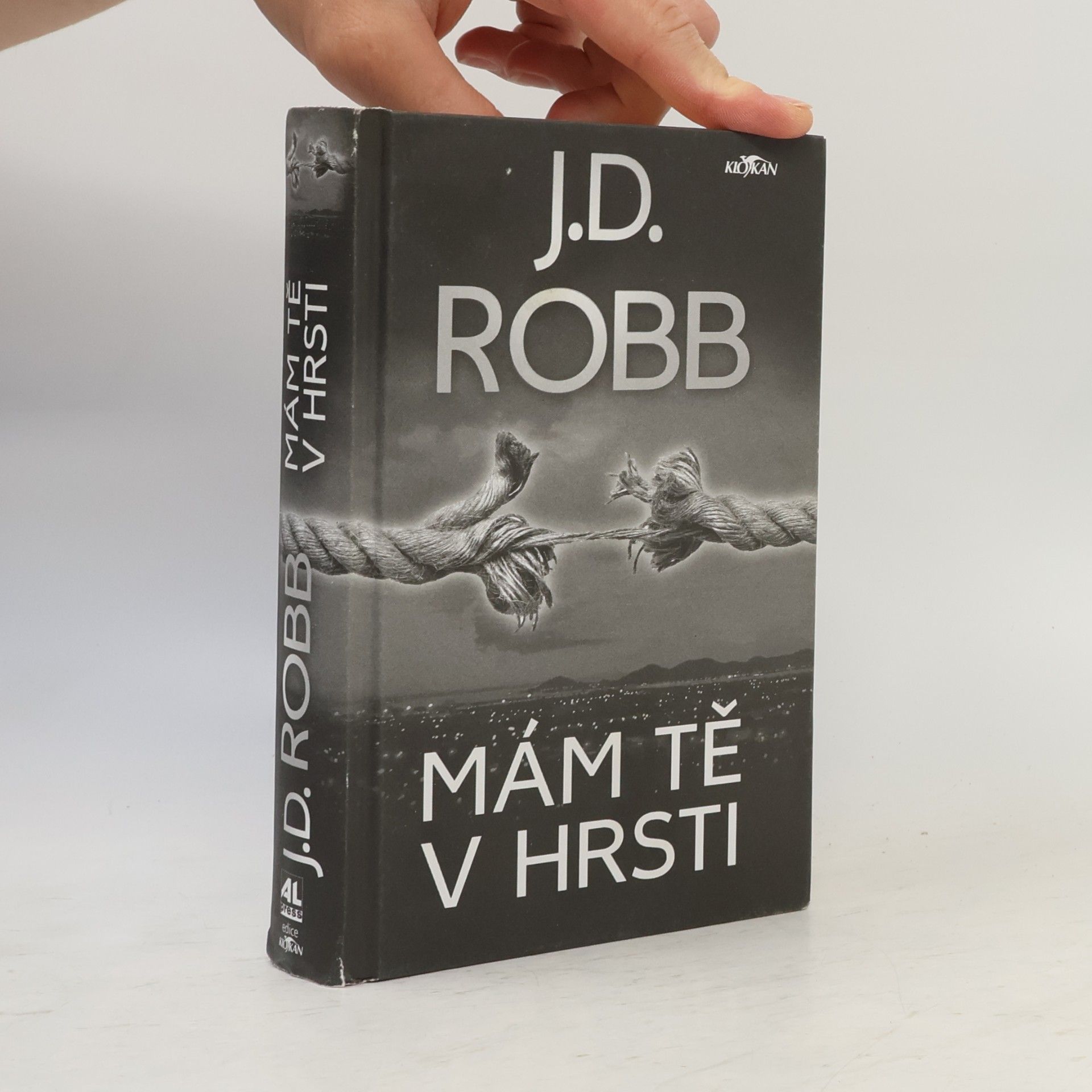 Nora Roberts Mám tě v hrsti