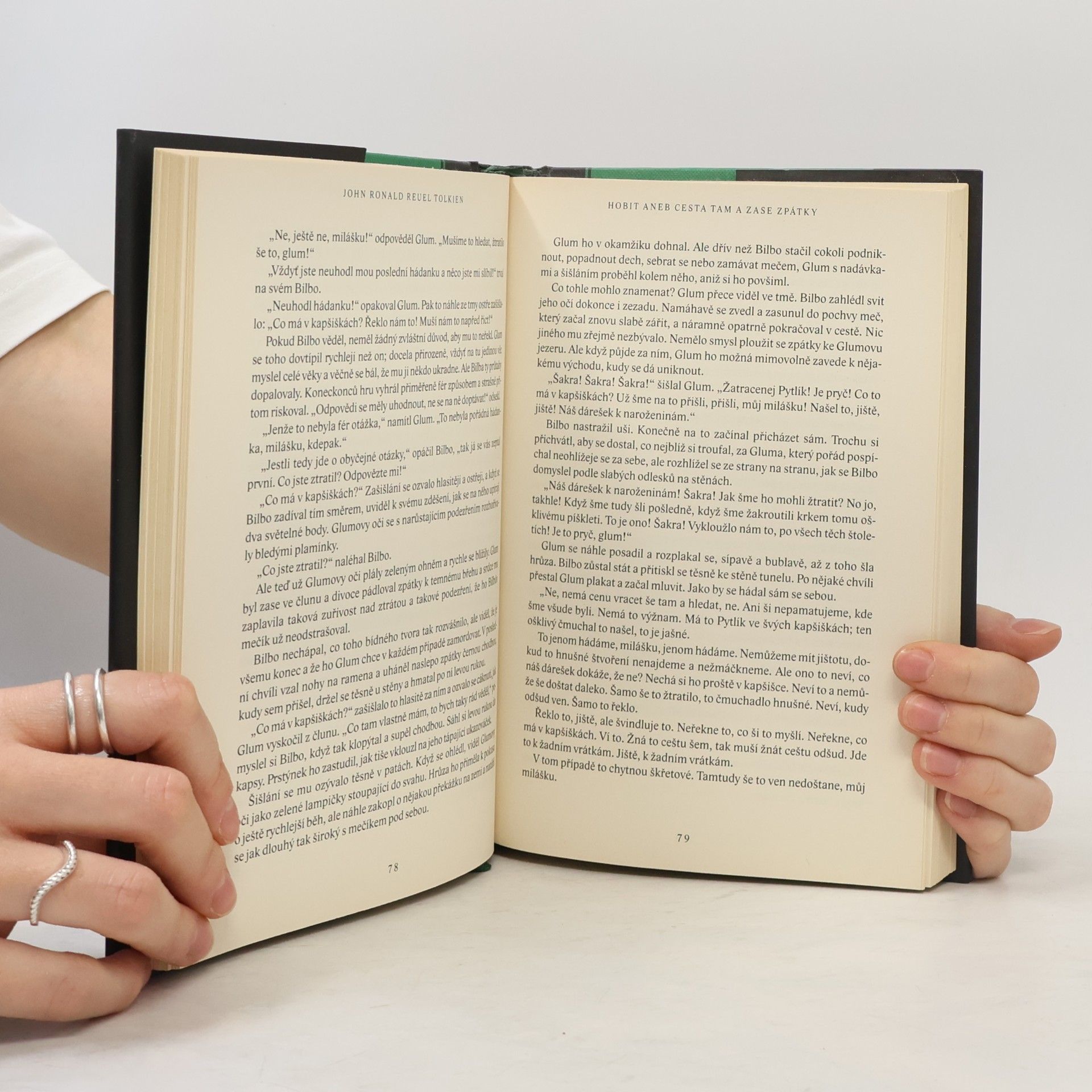 J. R. R. Tolkien Hobit, aneb, Cesta tam a zase zpátky