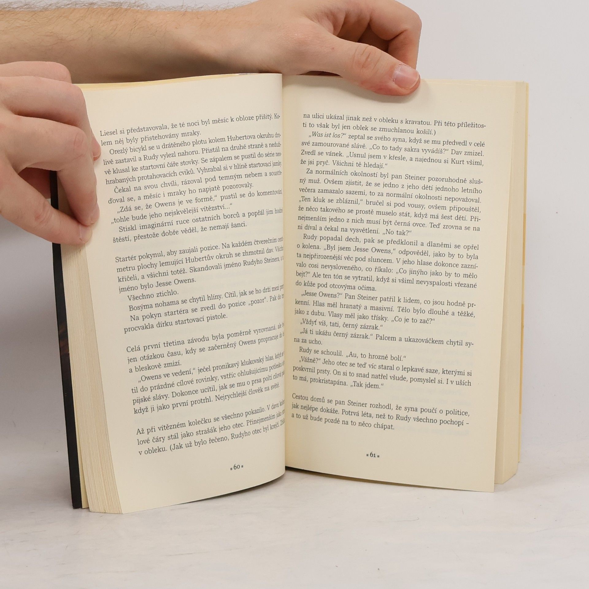 Markus Zusak Zlodějka knih