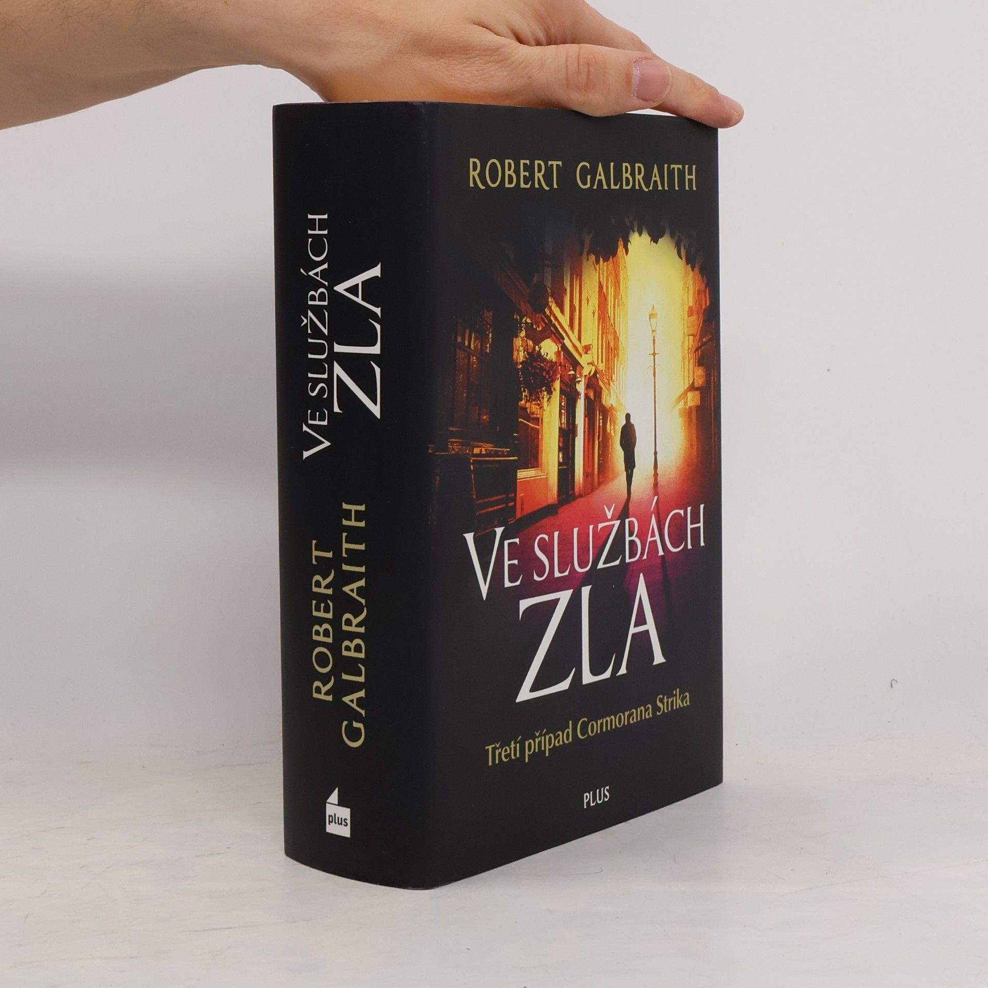 Joanne K. Rowlingová Ve službách zla