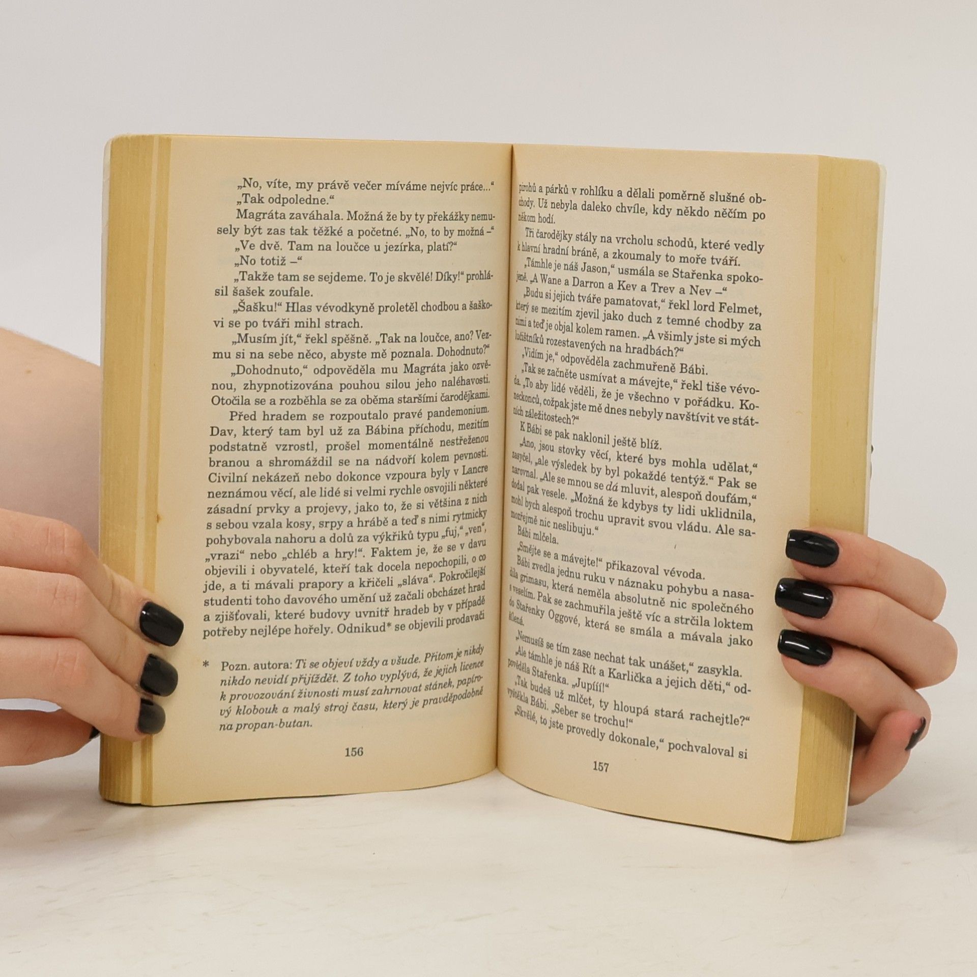 Terry Pratchett Soudné sestry