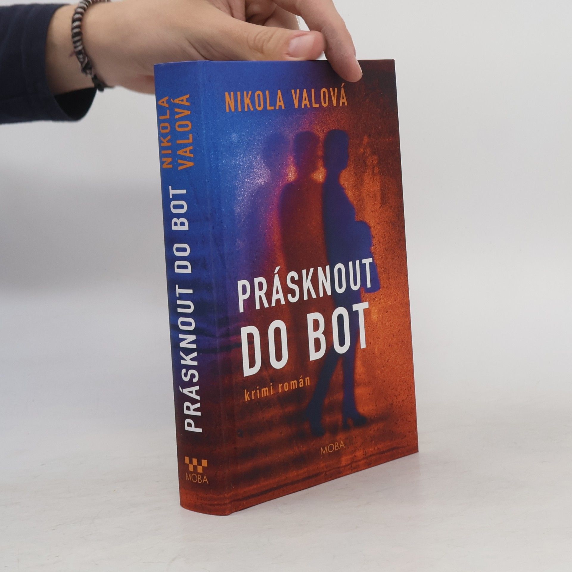 Nikola Valová Prásknout do bot