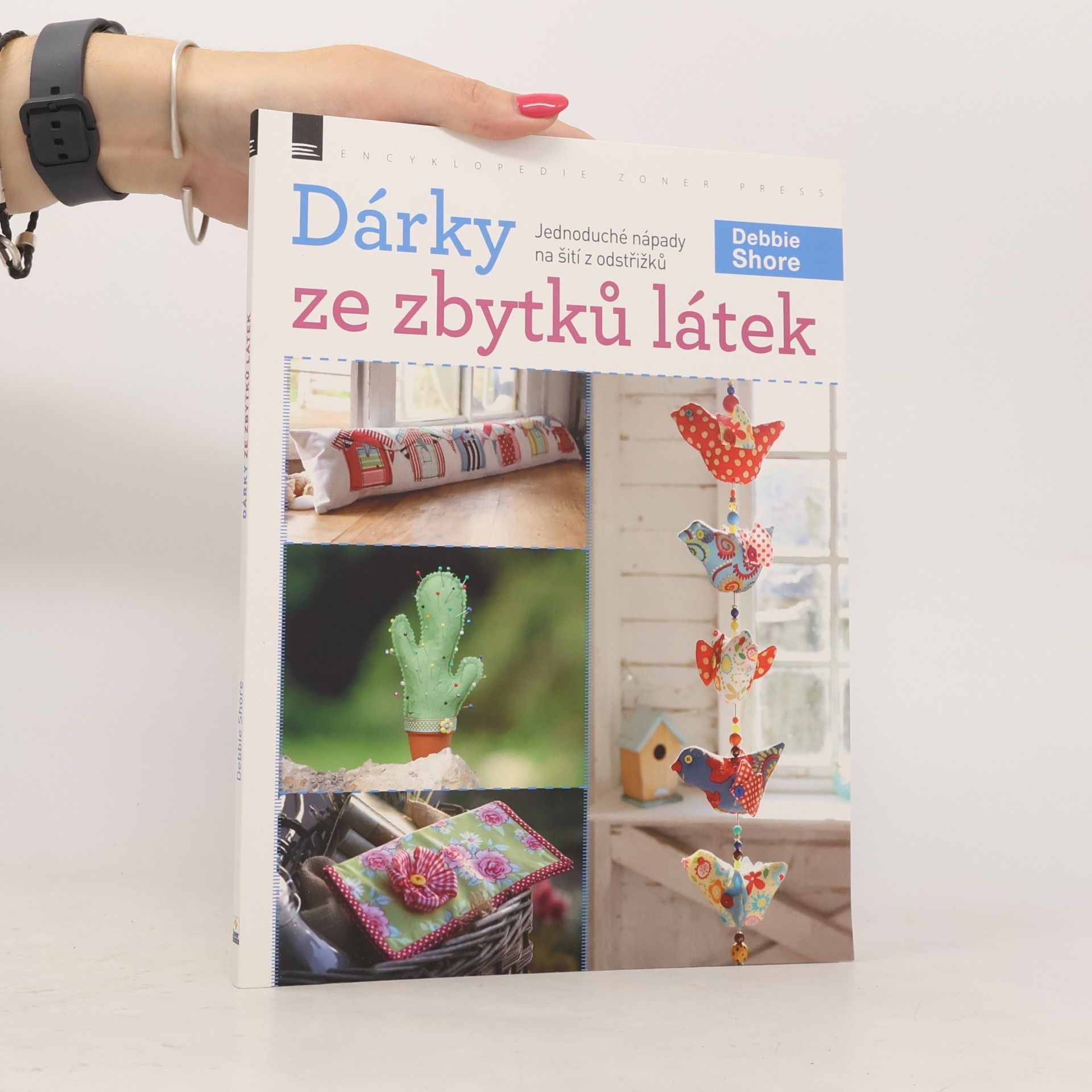 Debbie Shore Dárky ze zbytků látek