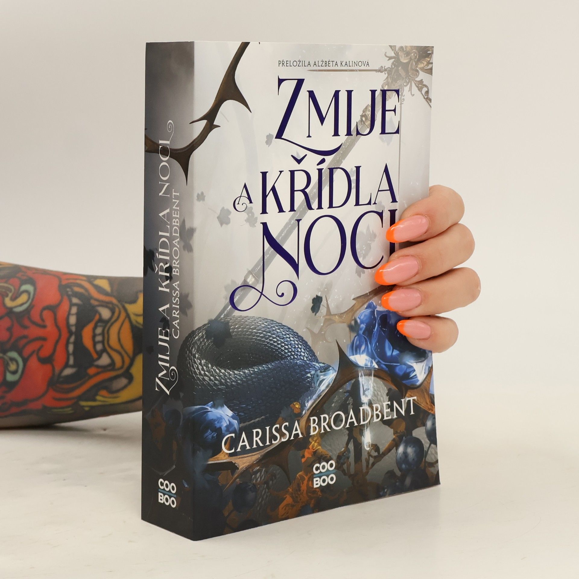 Carissa Broadbent Zmije a křídla noci