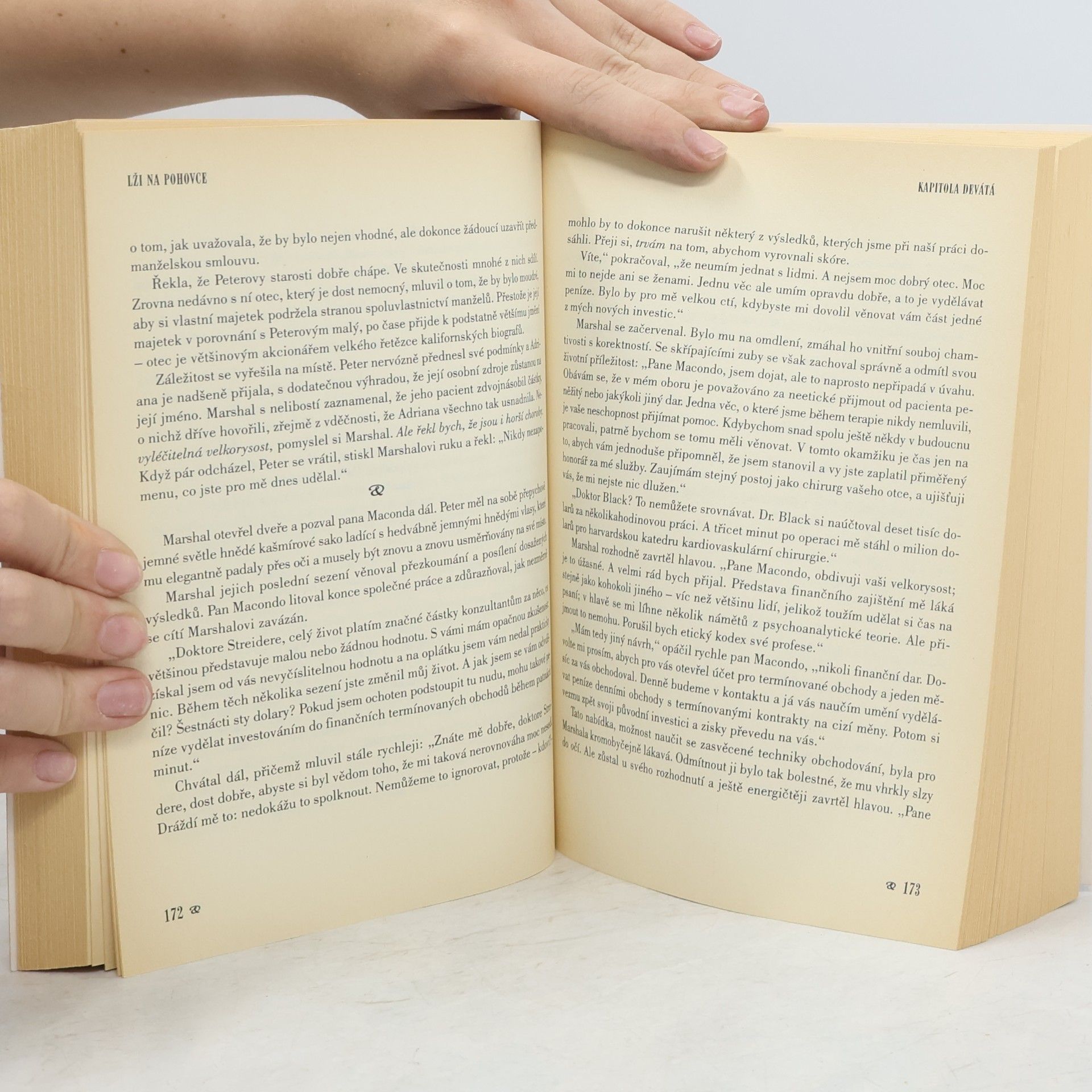 Irvin Yalom Lži na pohovce
