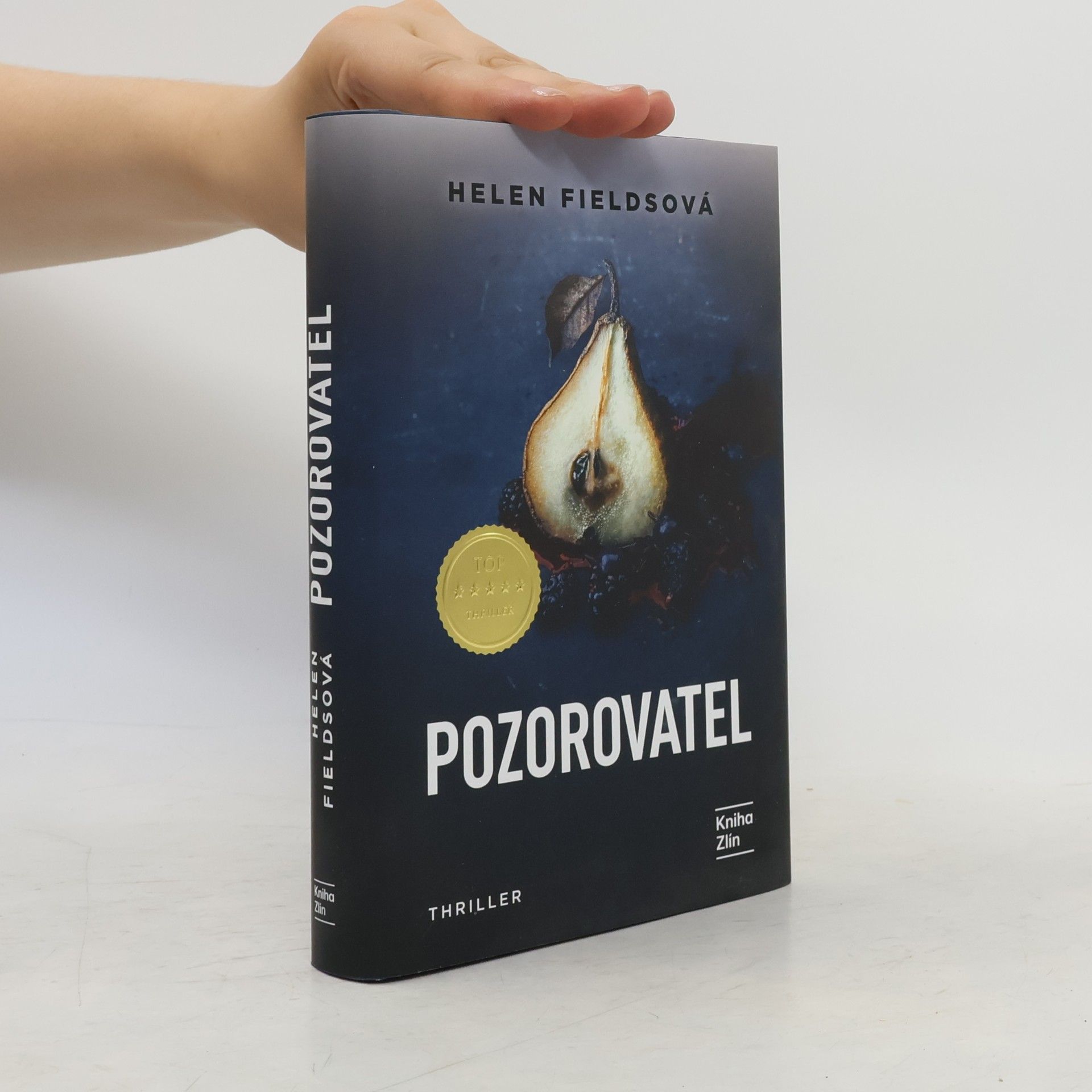 Helen Fields Pozorovatel