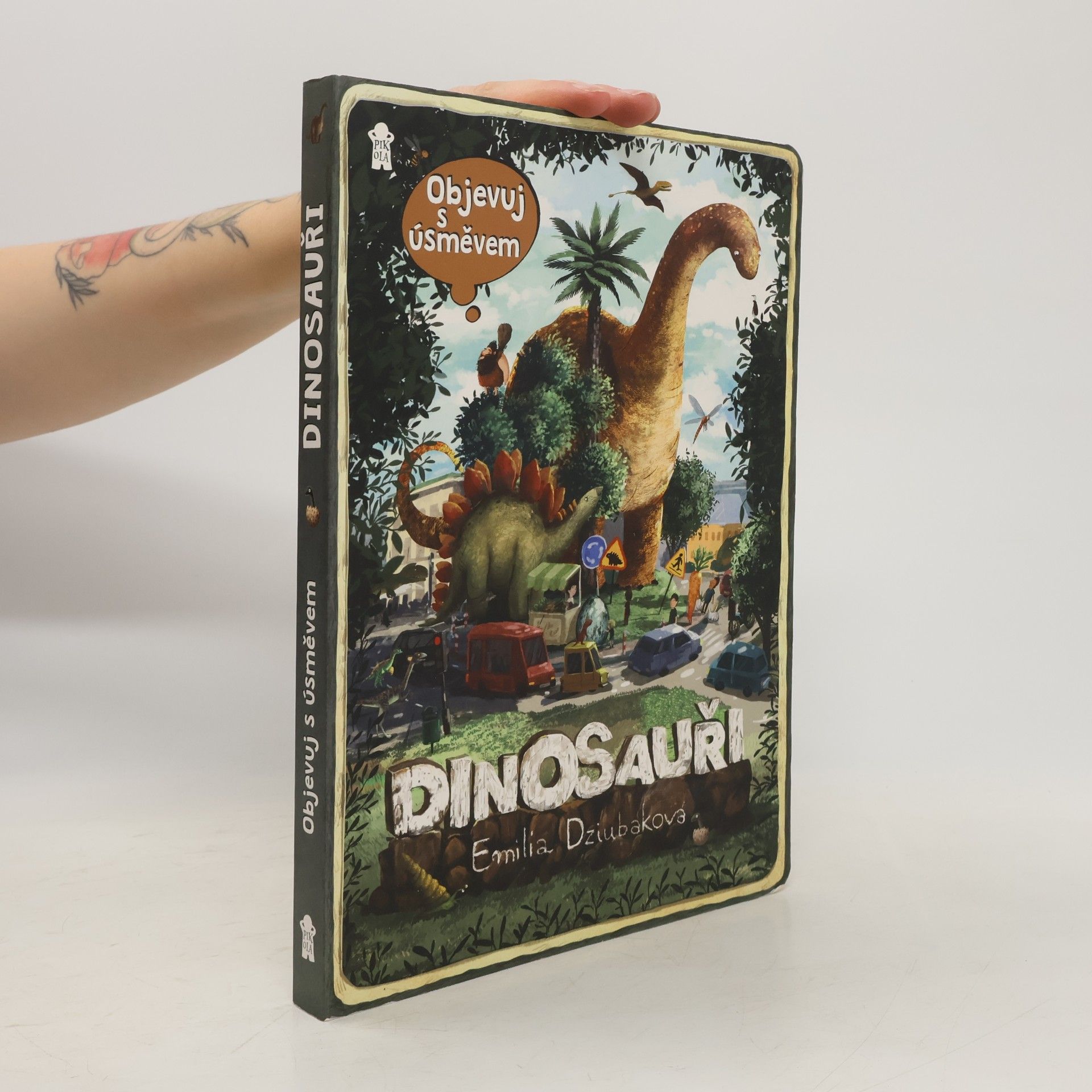 Emilia Dziubak Objevuj s úsměvem: Dinosauři