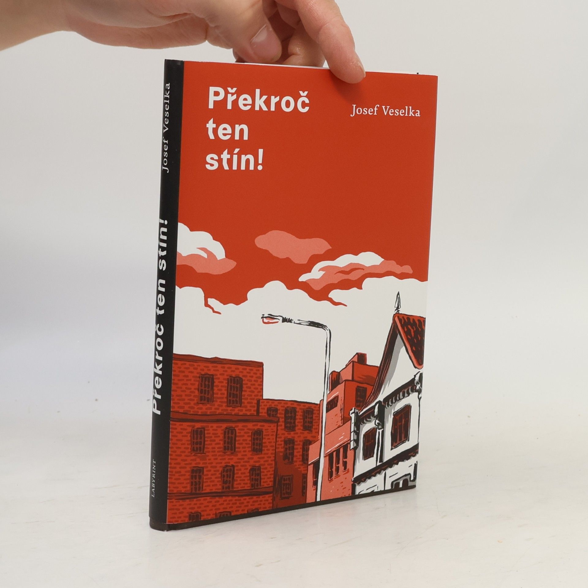 Josef Veselka Překroč ten stín!