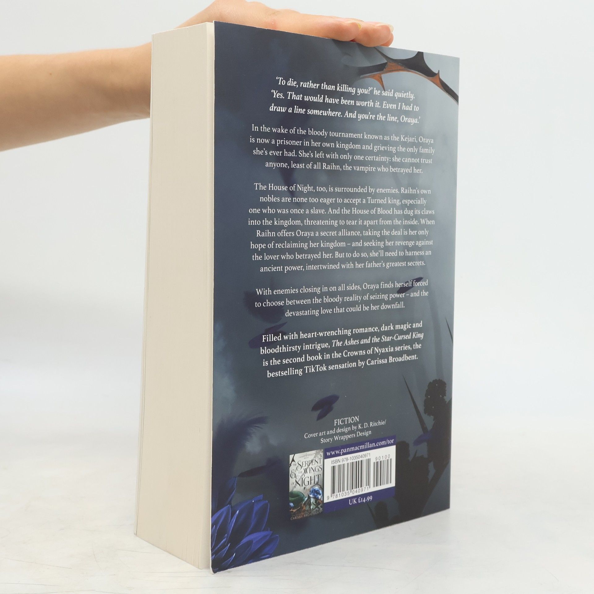 Carissa Broadbent Crowns of Nyaxia 2. The Ashes and the Star-Cursed King