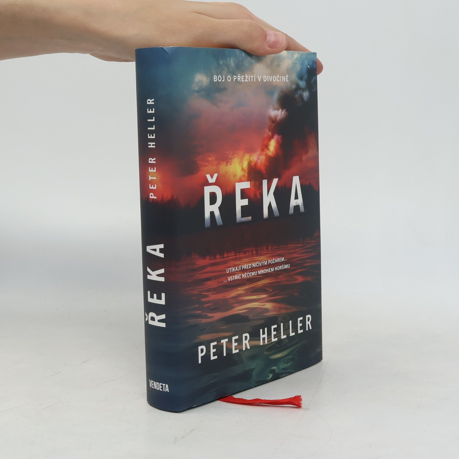 Peter Heller Řeka