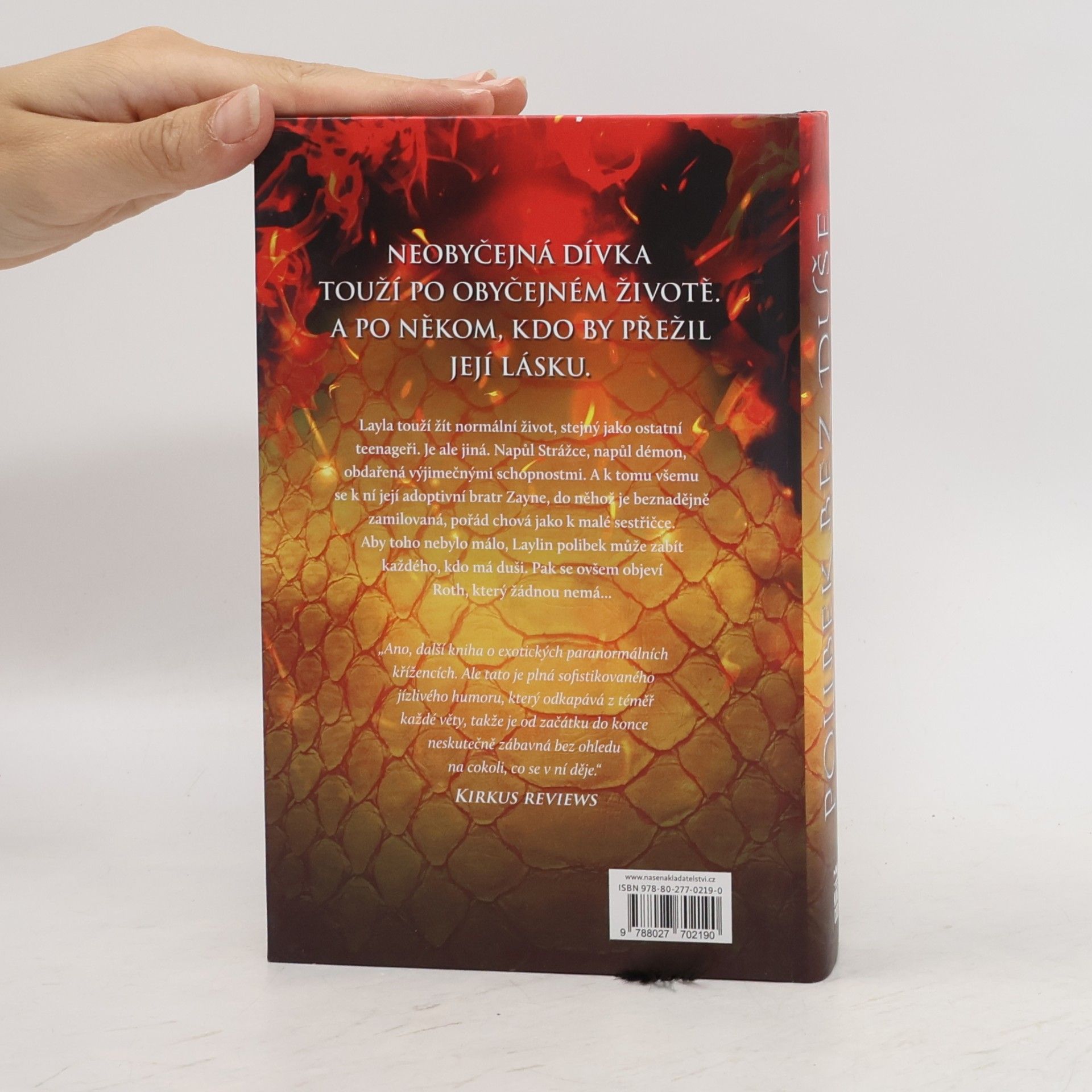 Jennifer L. Armentrout Polibek bez duše