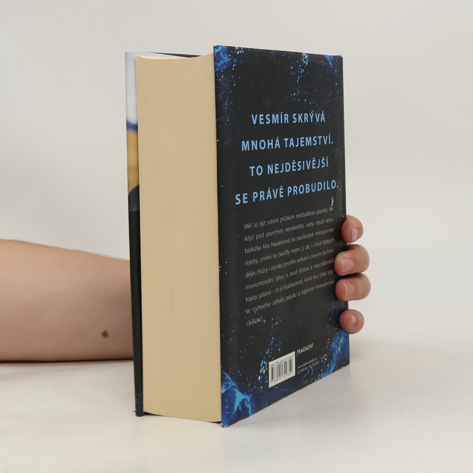 Christopher Paolini Spát v moři hvězd
