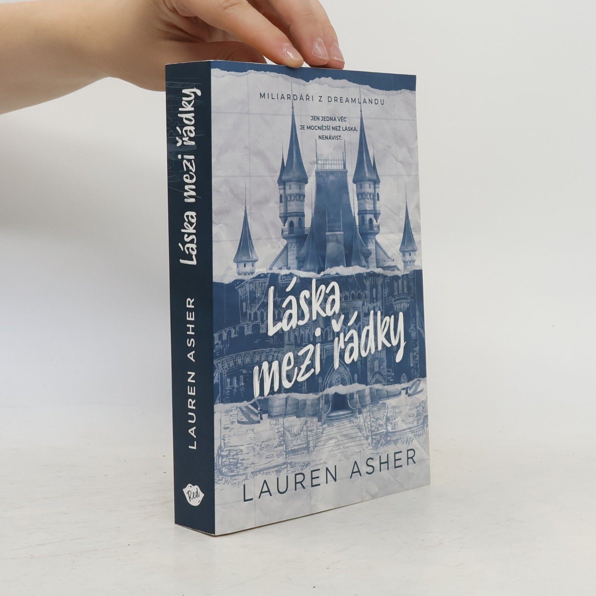 Lauren Asher Láska mezi řádky