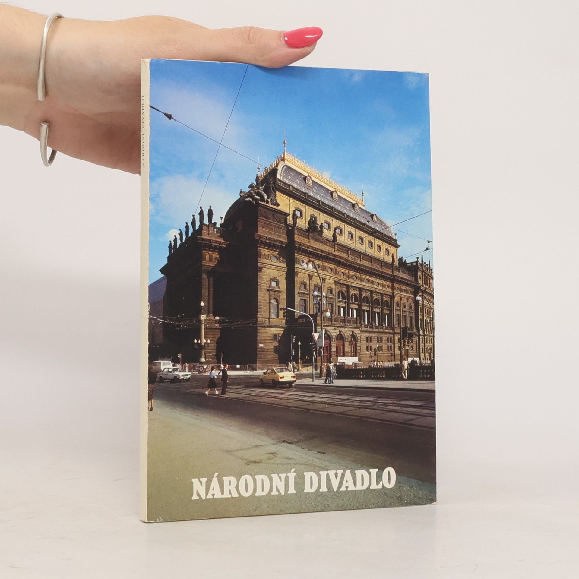 Autores varios Národní divadlo