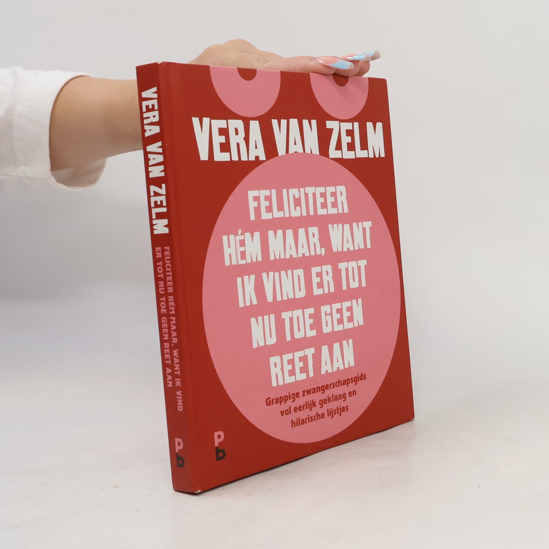 Vera van Zelm Feliciteer hém maar, want ik vind er tot nu toe geen reet aan