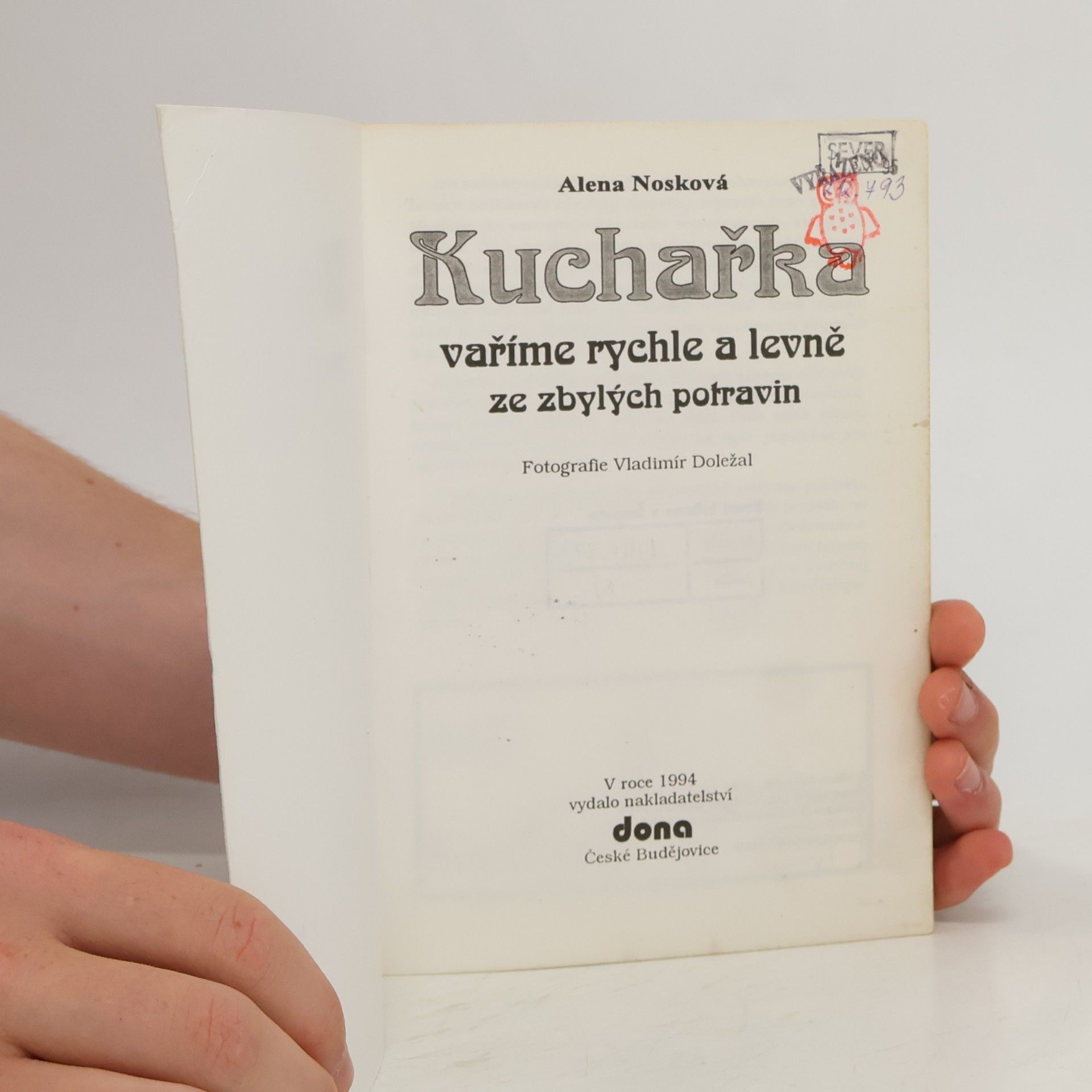 Miloslav Martenek Kuchařka : Vaříme rychle a levně ze zbylých potravin