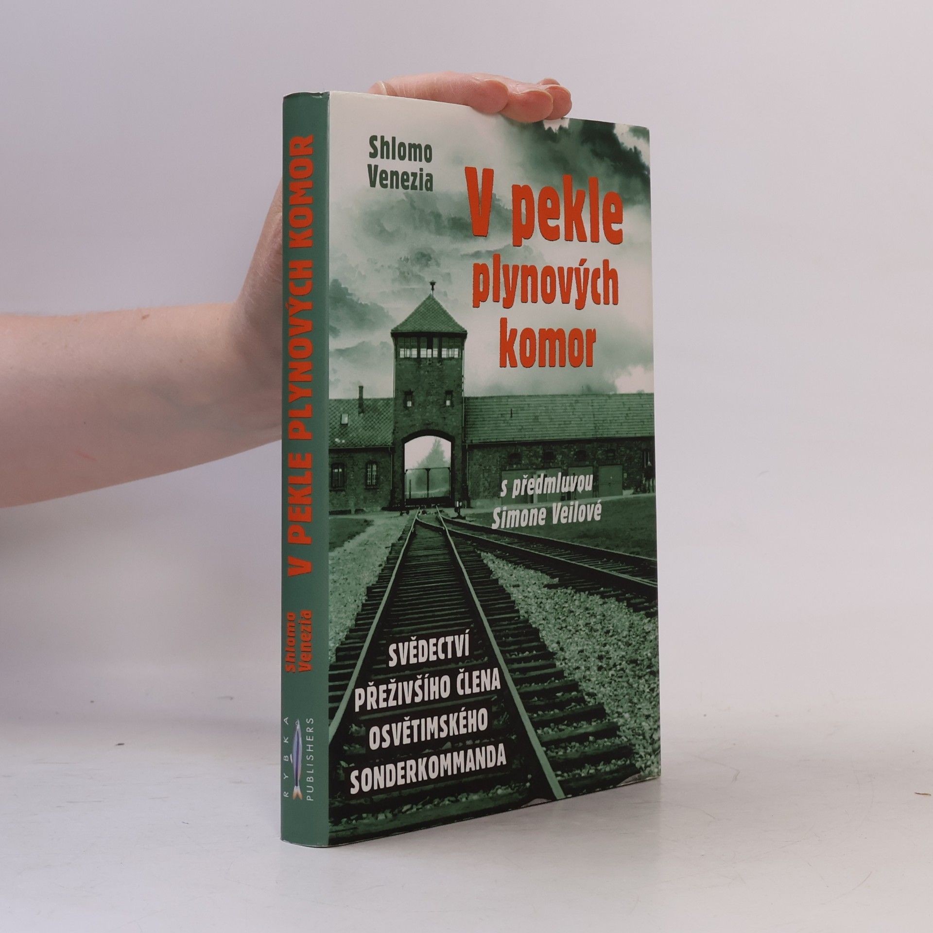 Shlomo Venezia V pekle plynových komor
