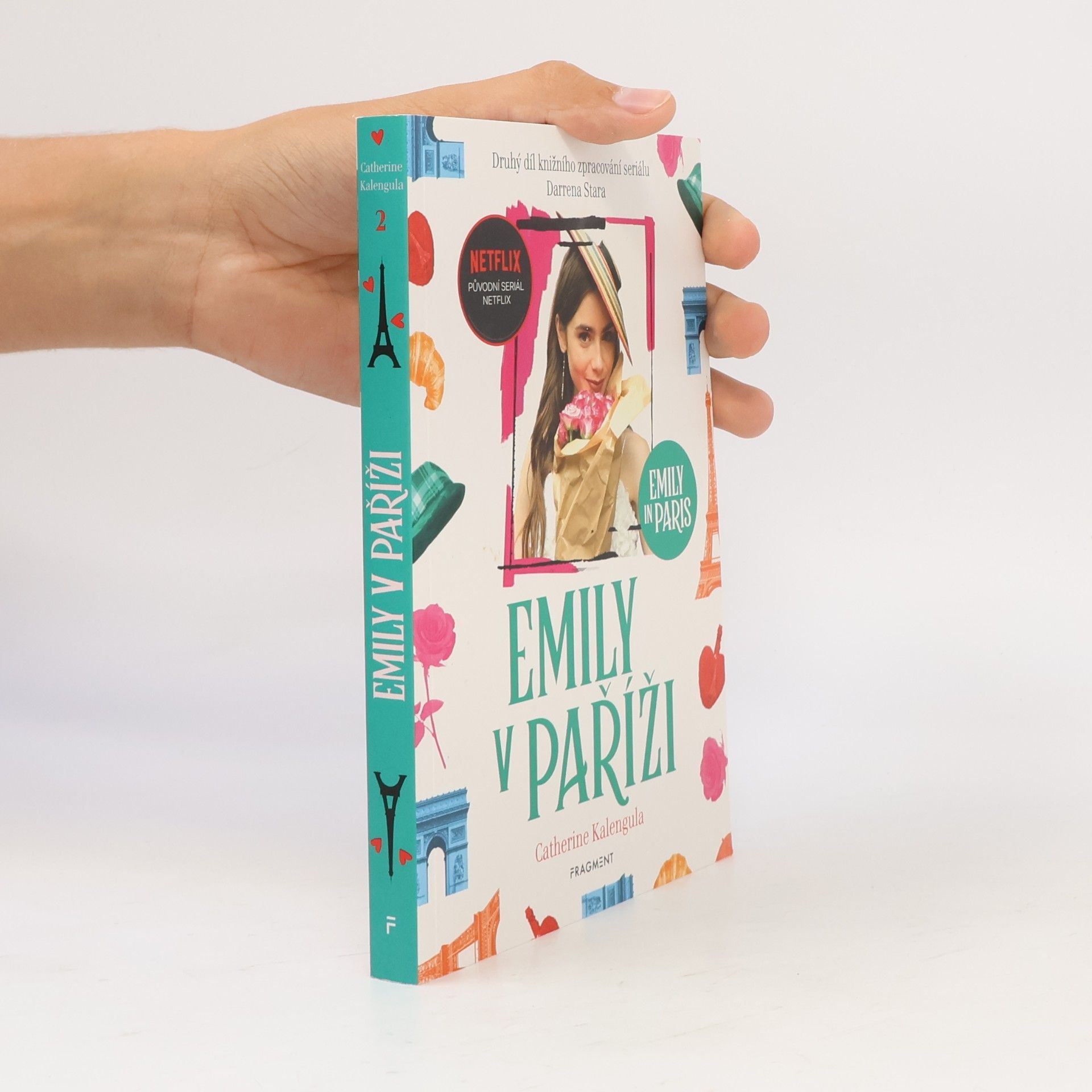 Catherine Kalengula Emily v Paříži