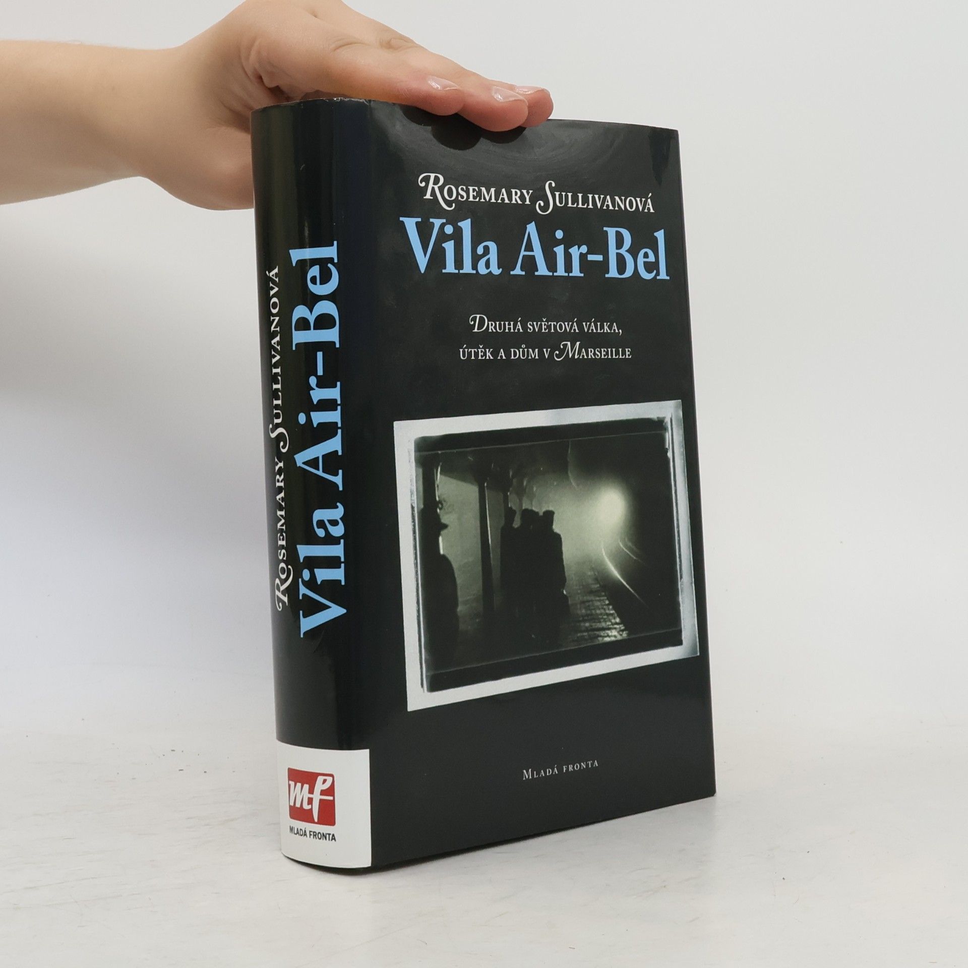 Rosemary Sullivan Vila Air-Bel