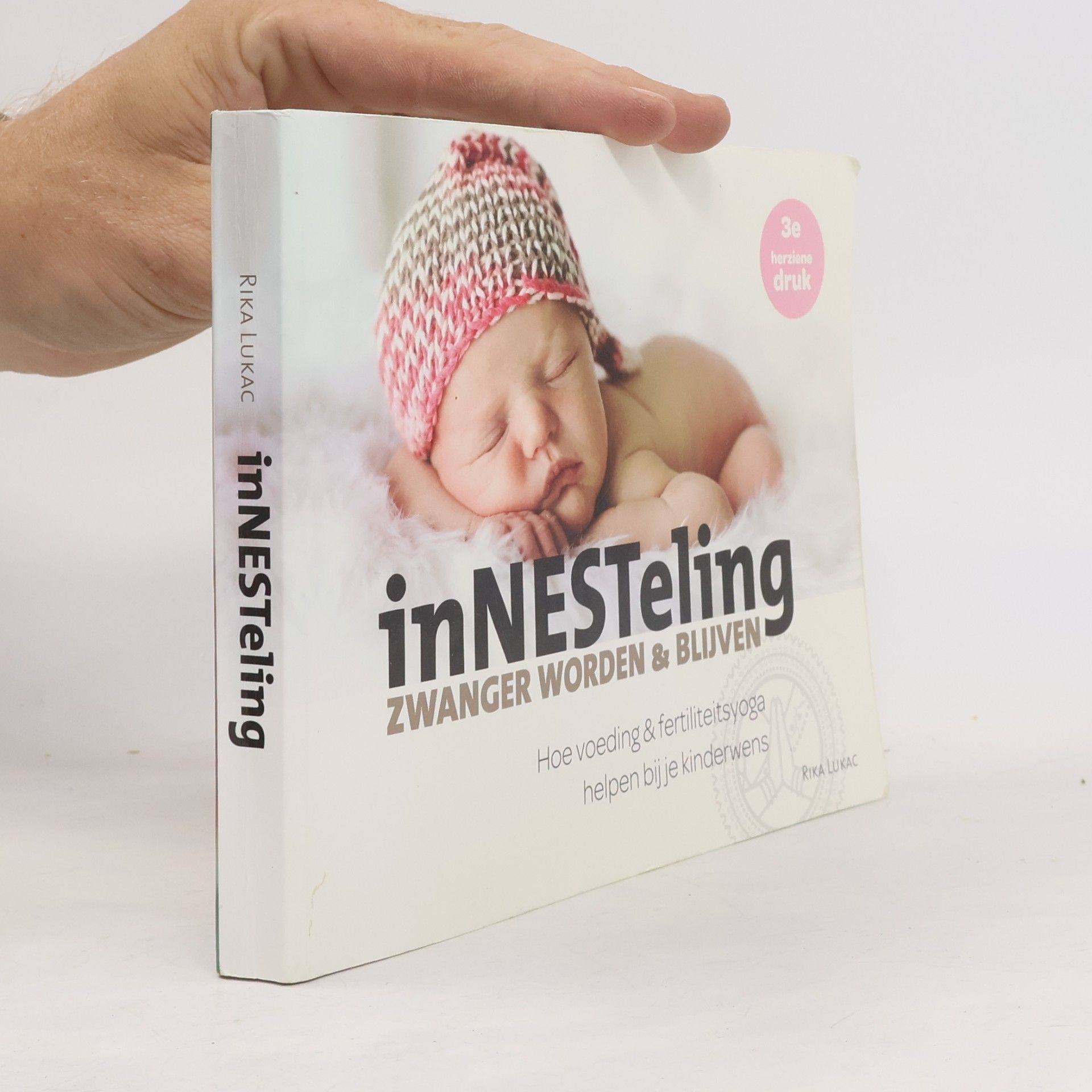 Rika Lukac Innesteling
