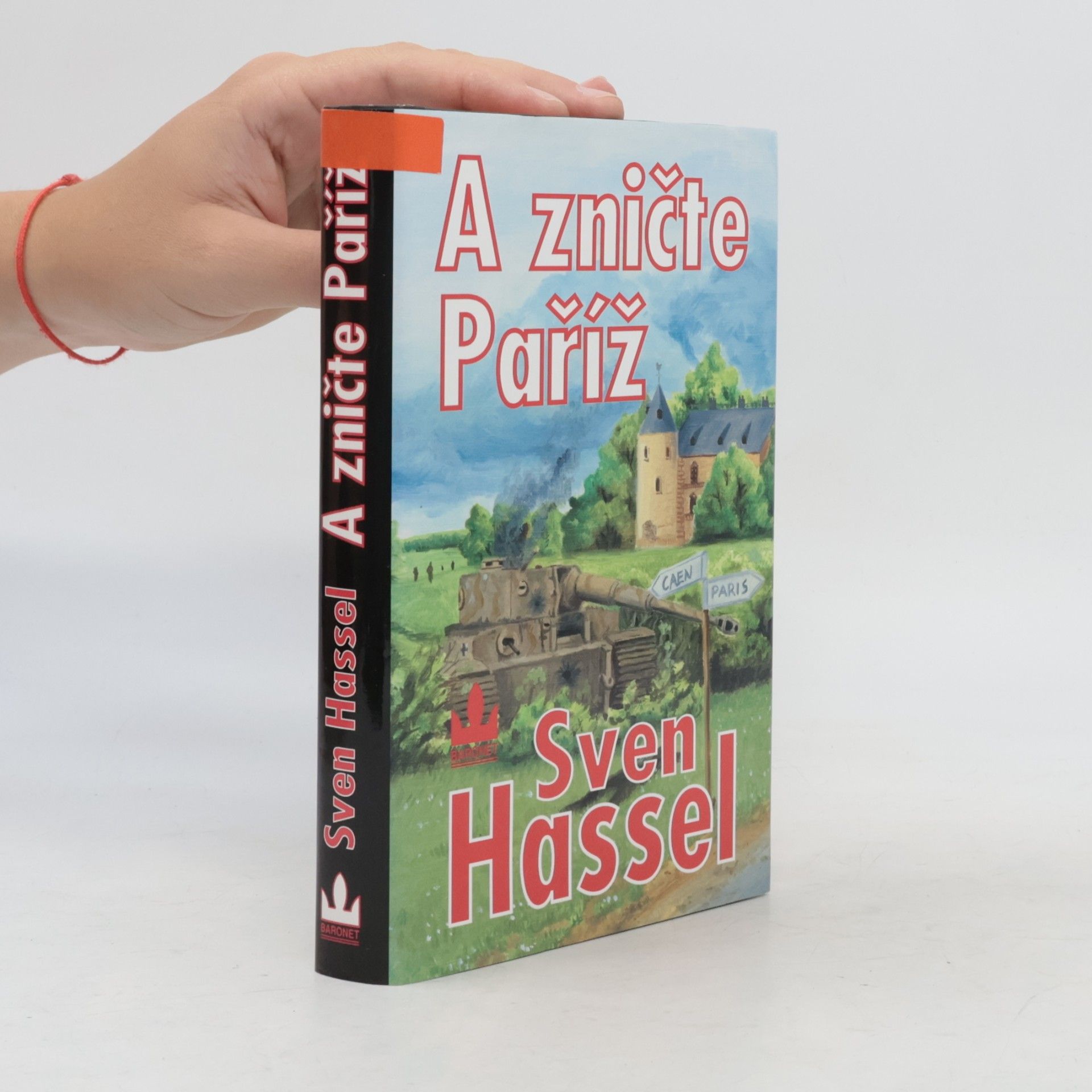 Sven Hassel A zničte Paříž!