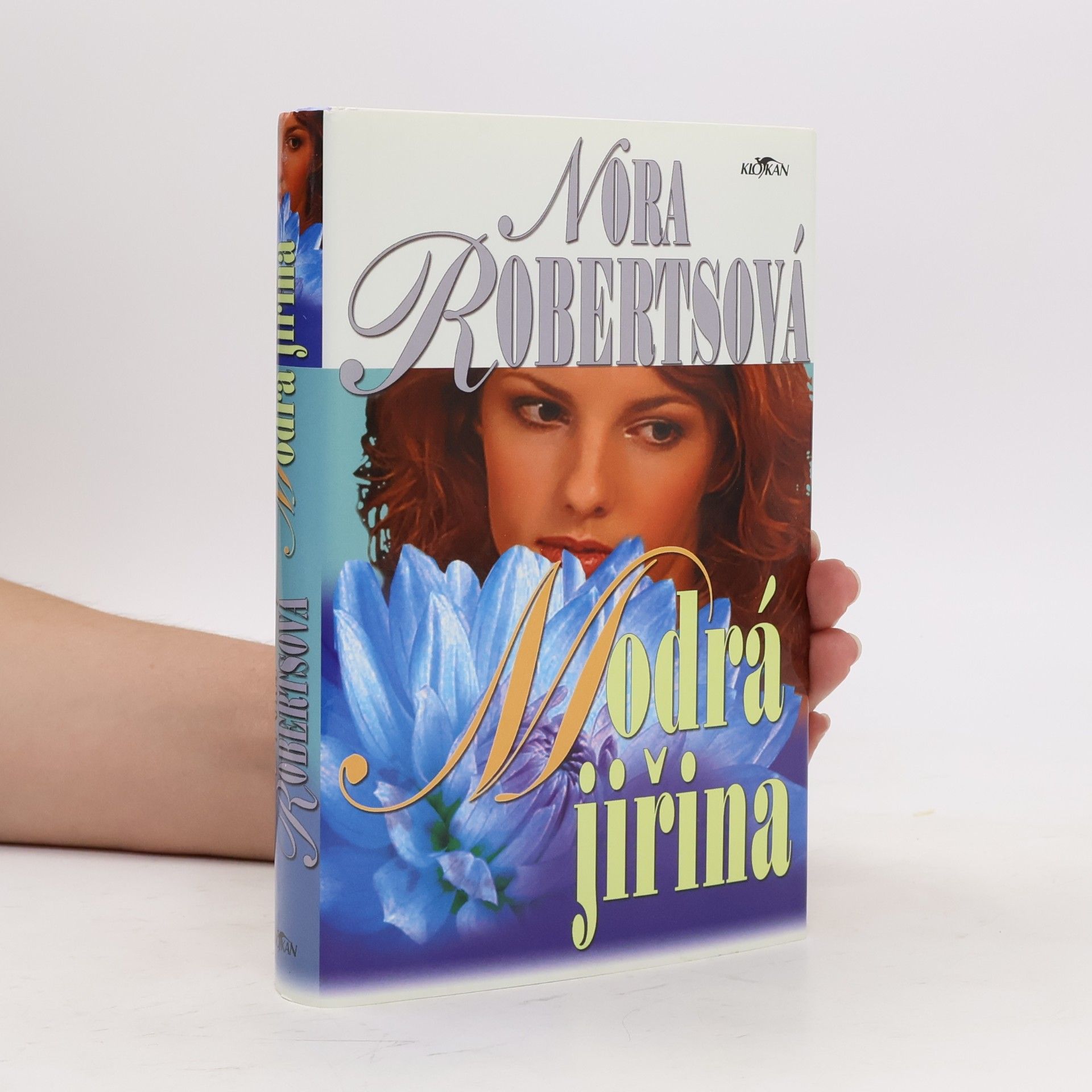 Nora Roberts Modrá jiřina