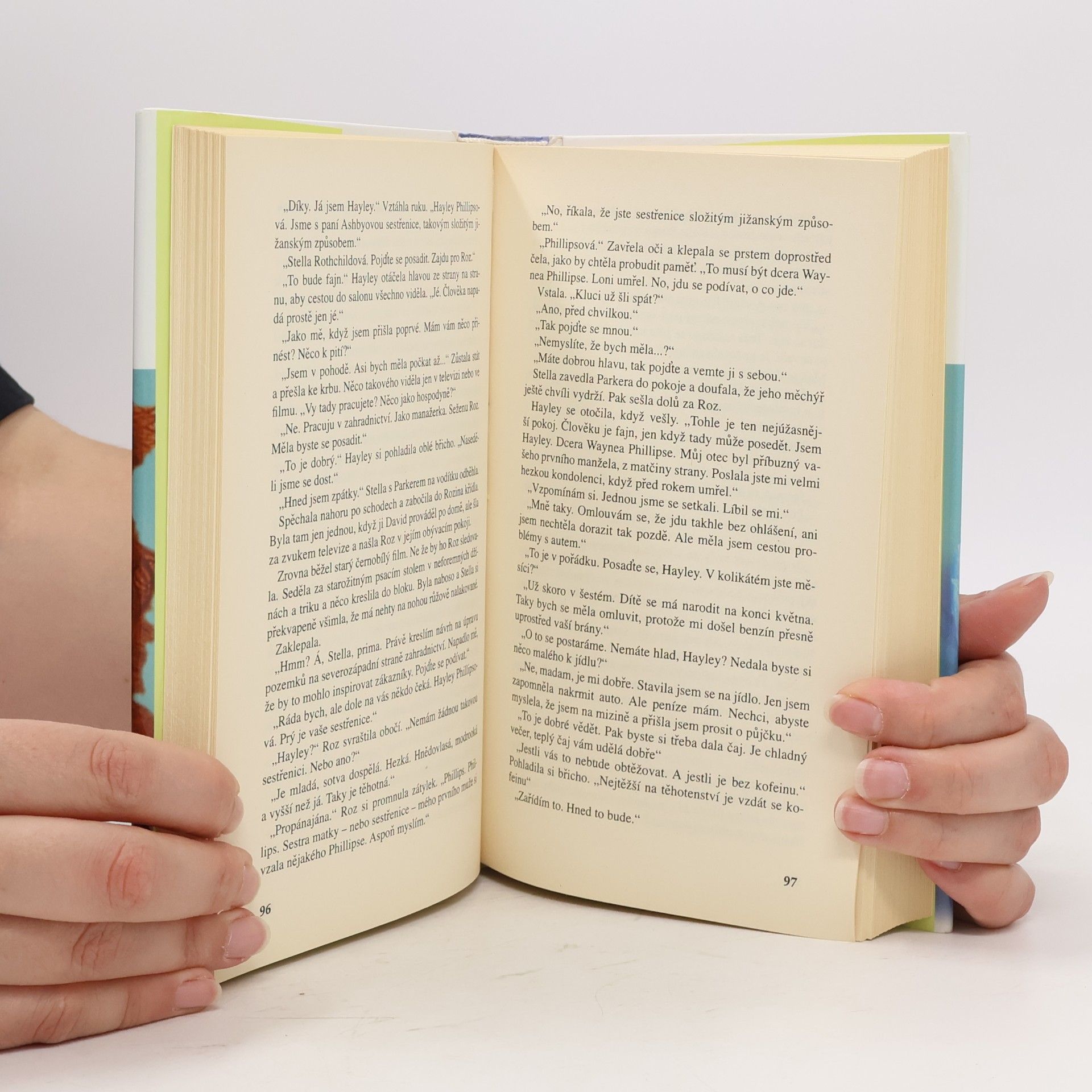 Nora Roberts Modrá jiřina