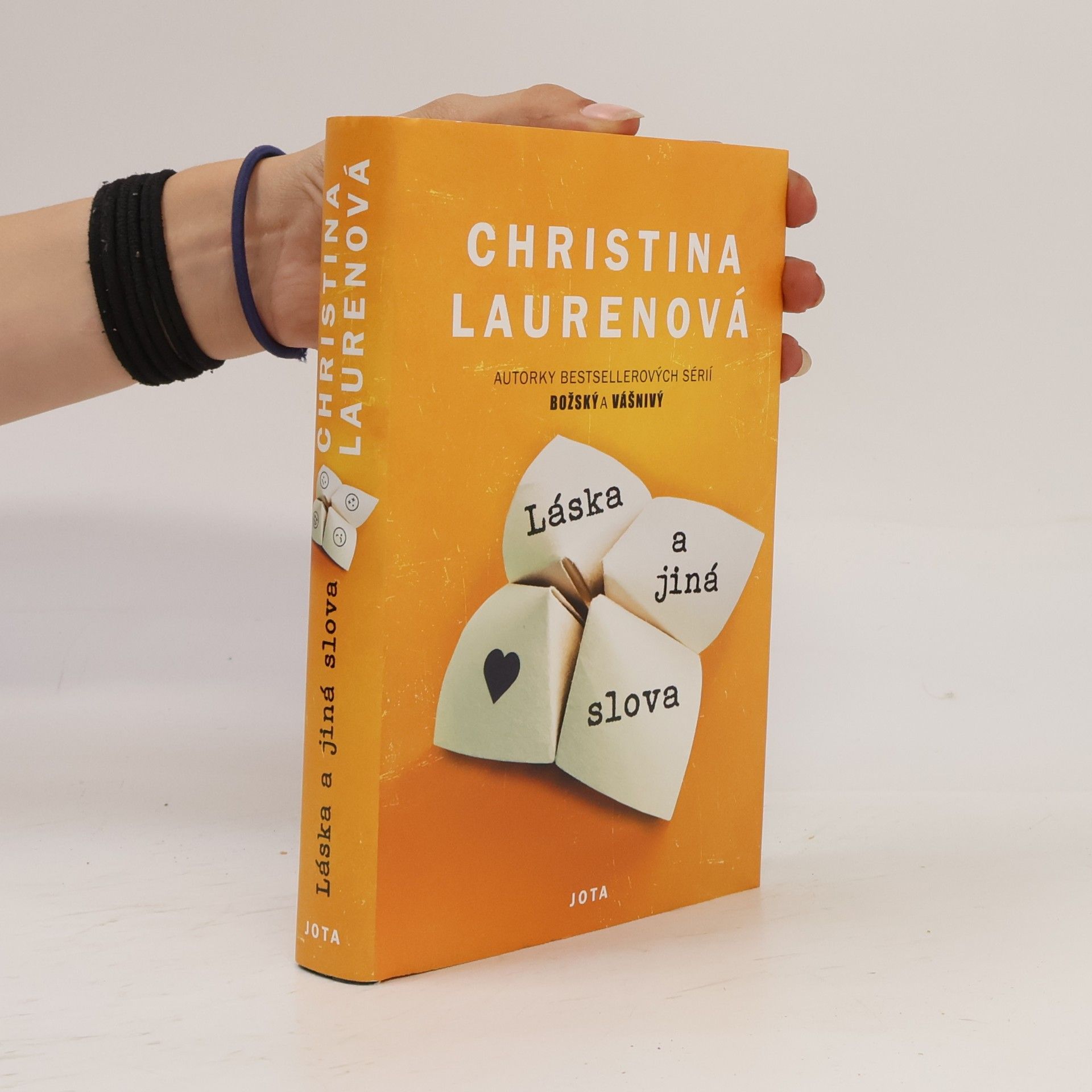 Christina Lauren Láska a jiná slova