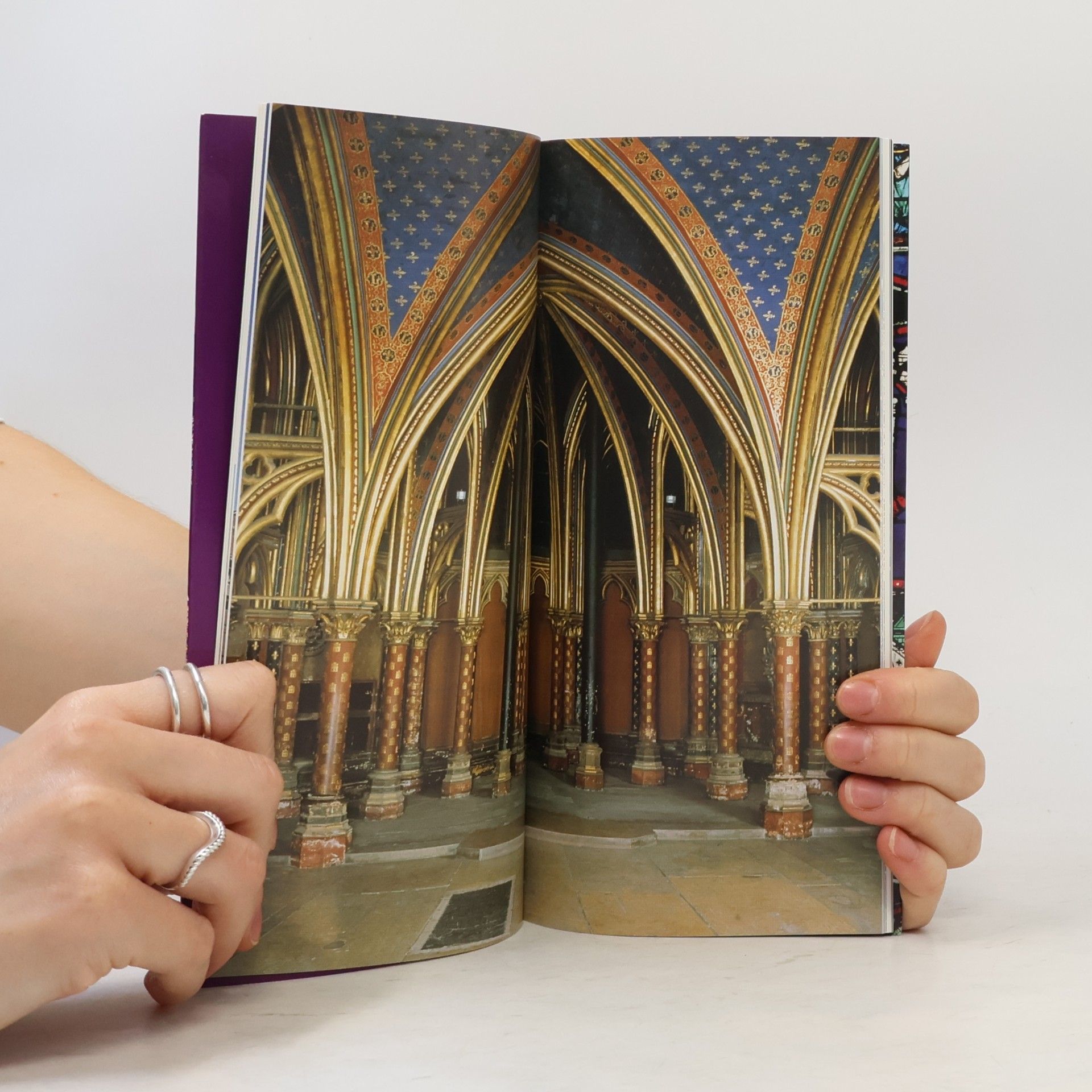 Laurence de Finance Itinéraires: La Sainte-Chapelle