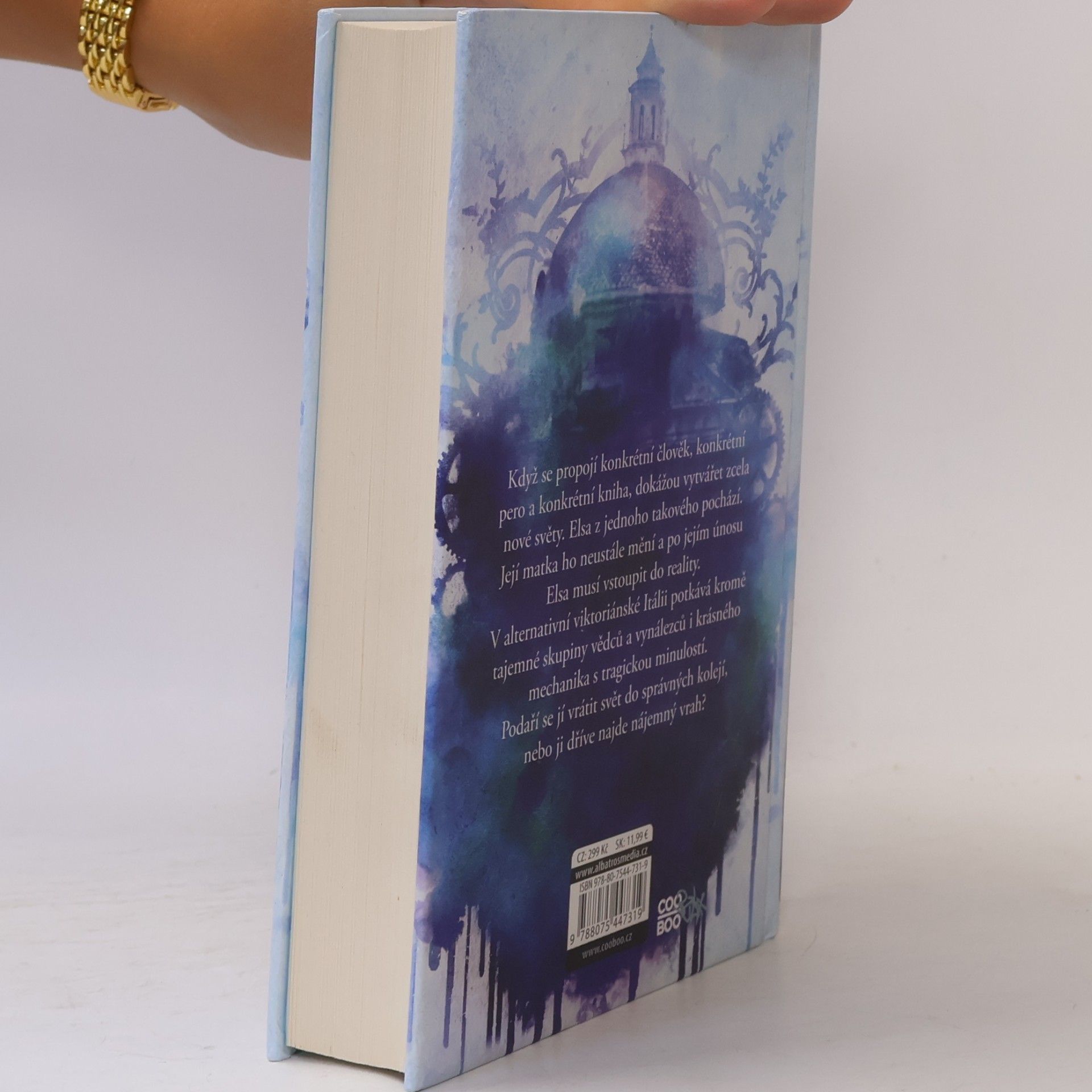 Gwendolyn Clare Inkoust, kov a sklo