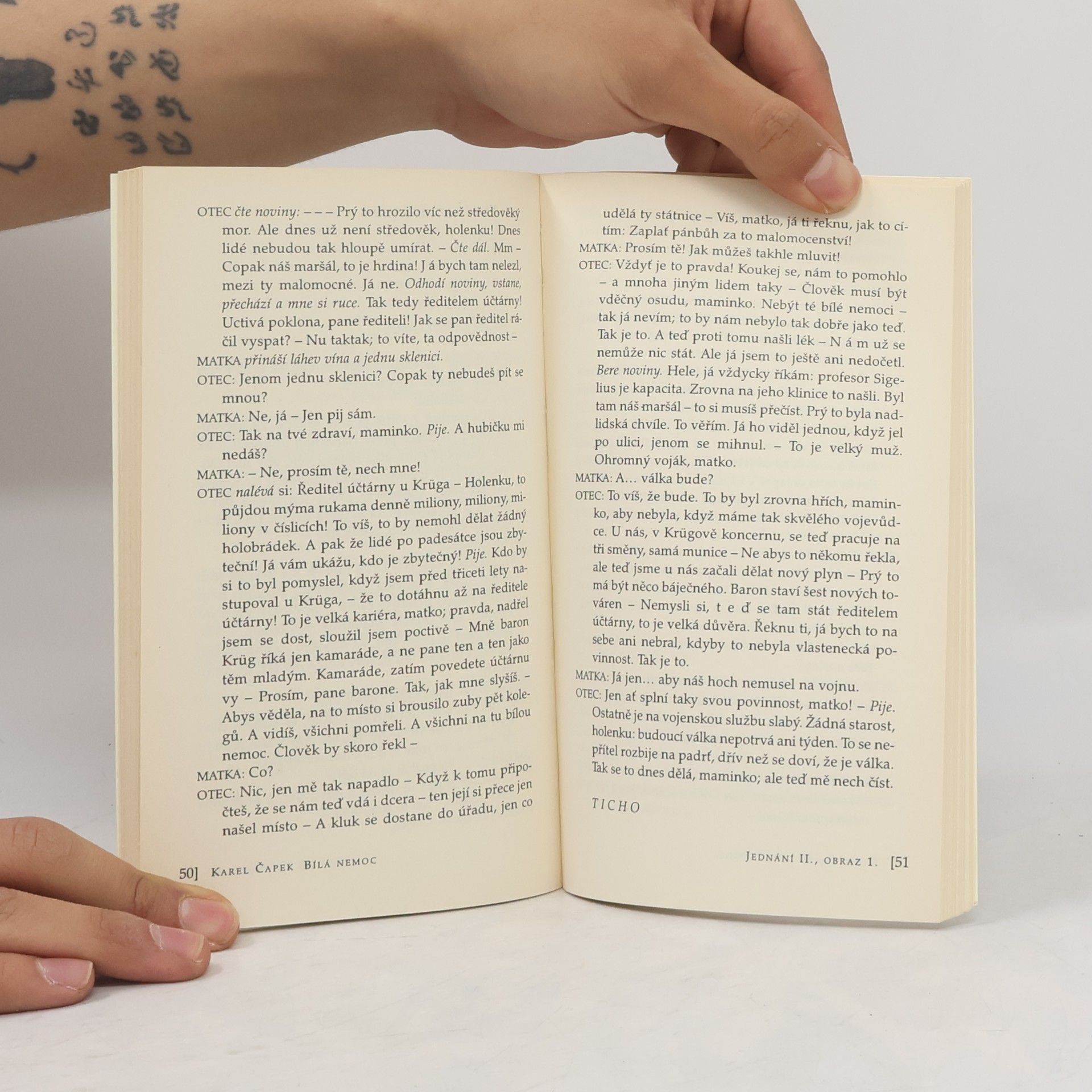 Karel Čapek Bílá nemoc : [drama o třech aktech ve 14 obrazech]