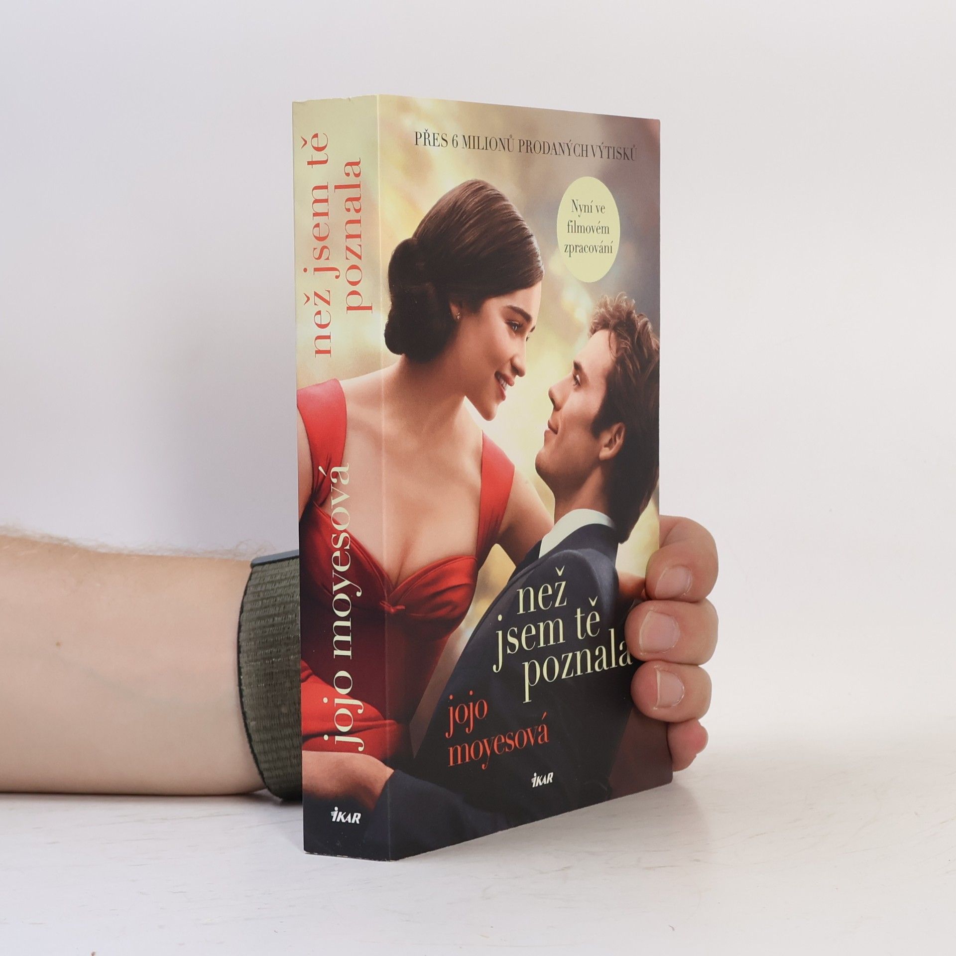 Jojo Moyes Než jsem tě poznala