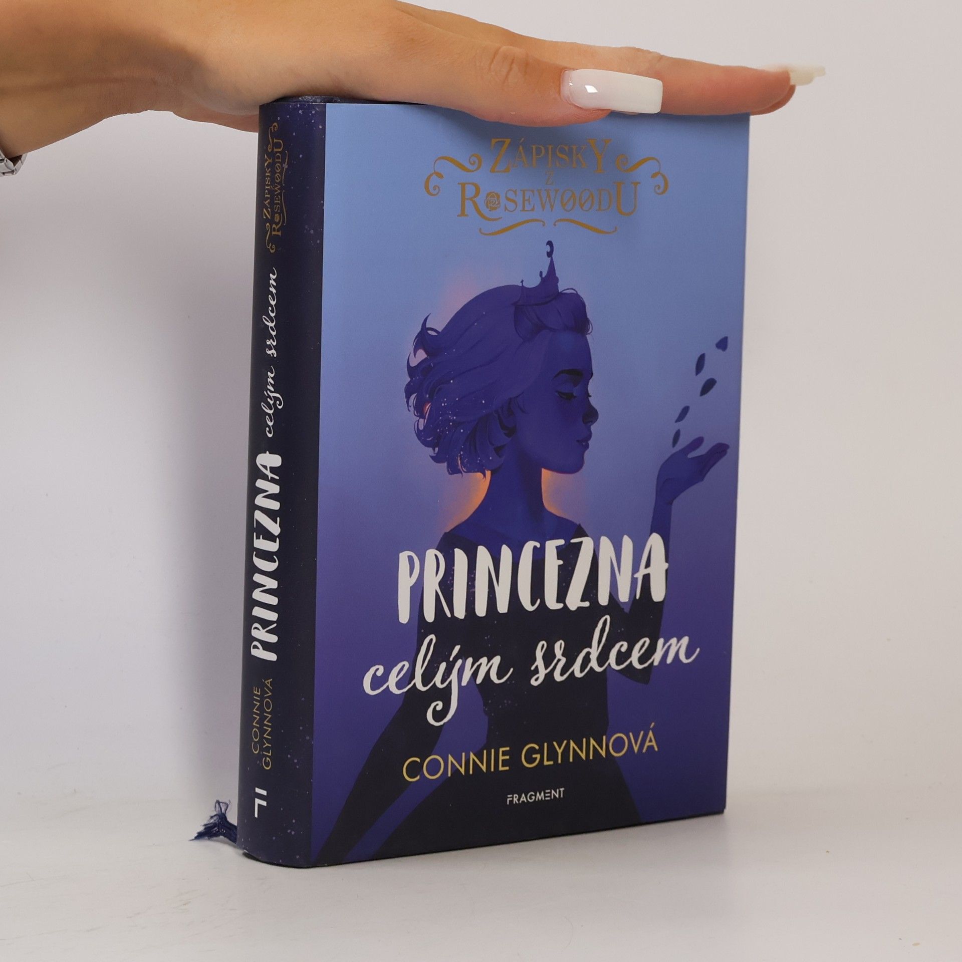 Connie Glynnová Zápisky z Rosewoodu: Princezna celým srdcem