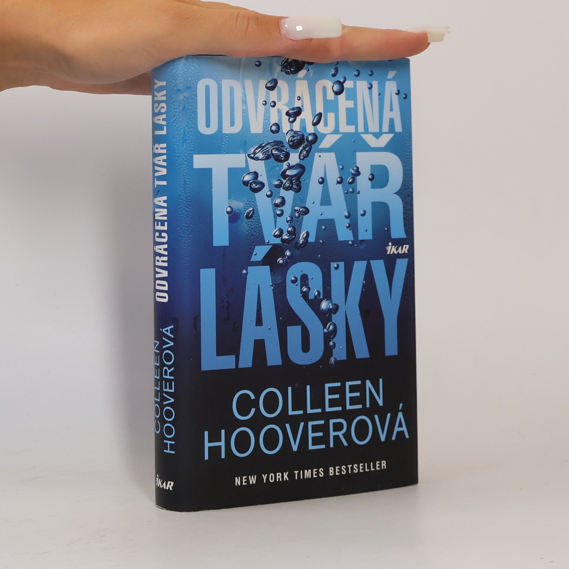 Colleen Hoover Odvrácená tvář lásky