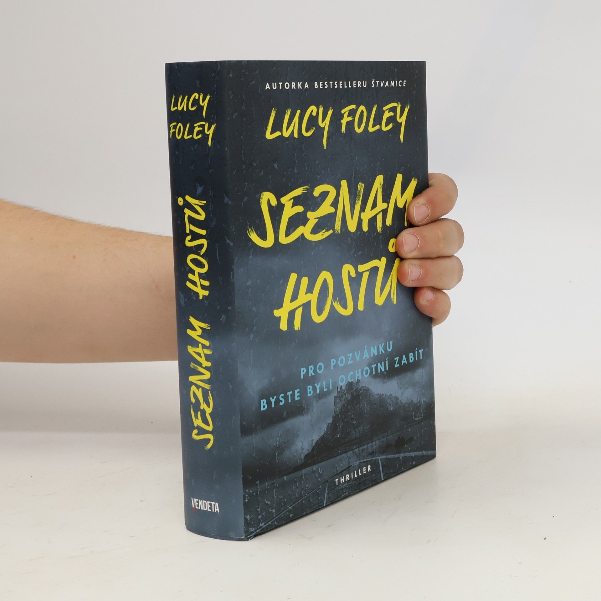Lucy Foley Seznam hostů