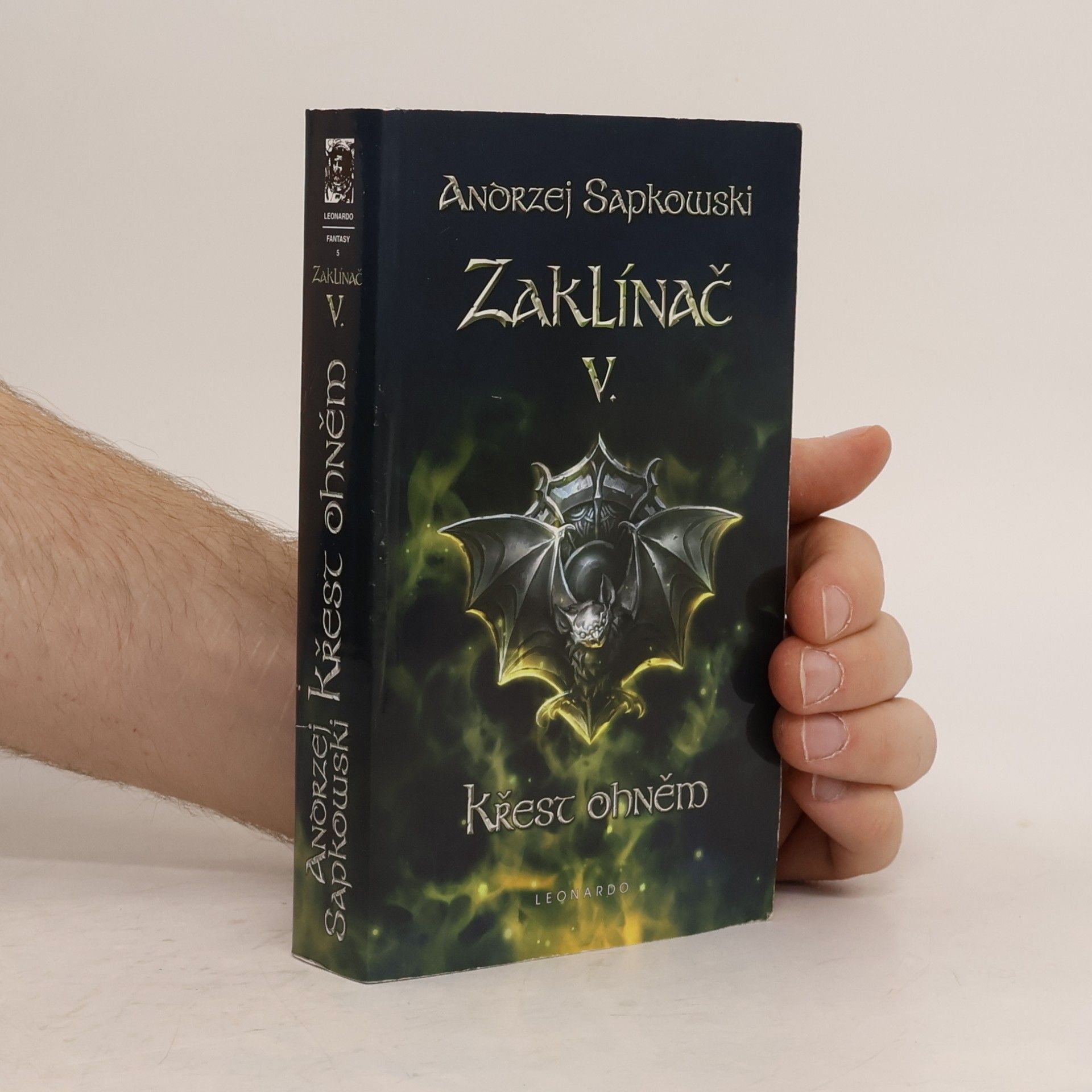 Andrzej Sapkowski Zaklínač V.