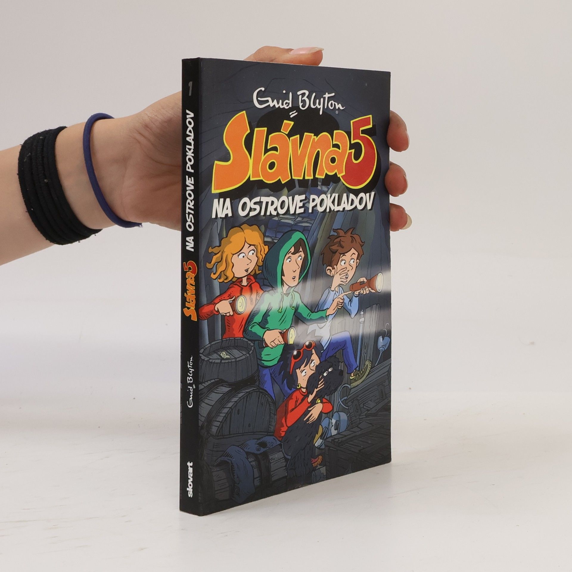 Enid Blyton Slávna 5 na ostrove pokladov