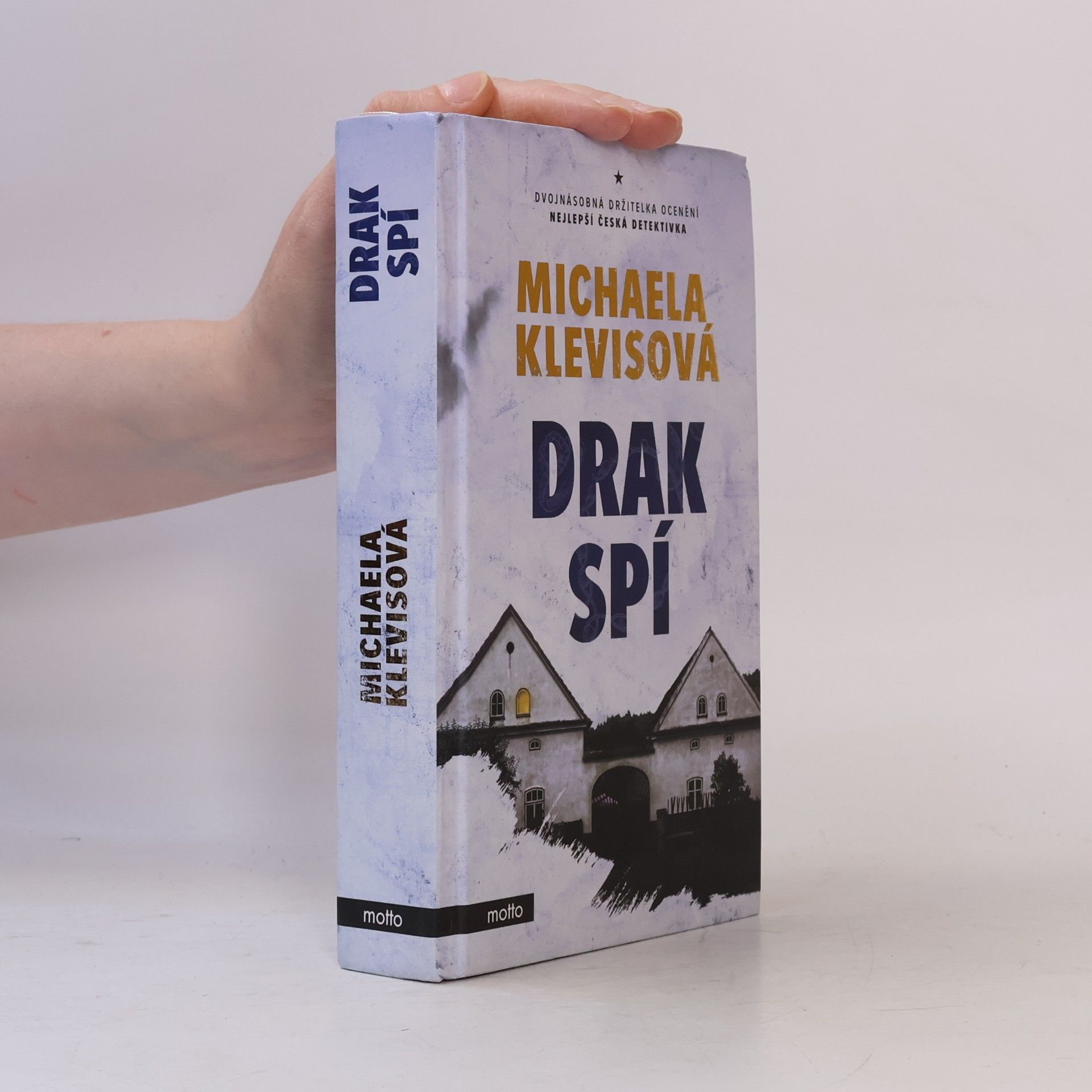 Michaela Klevisová Drak spí